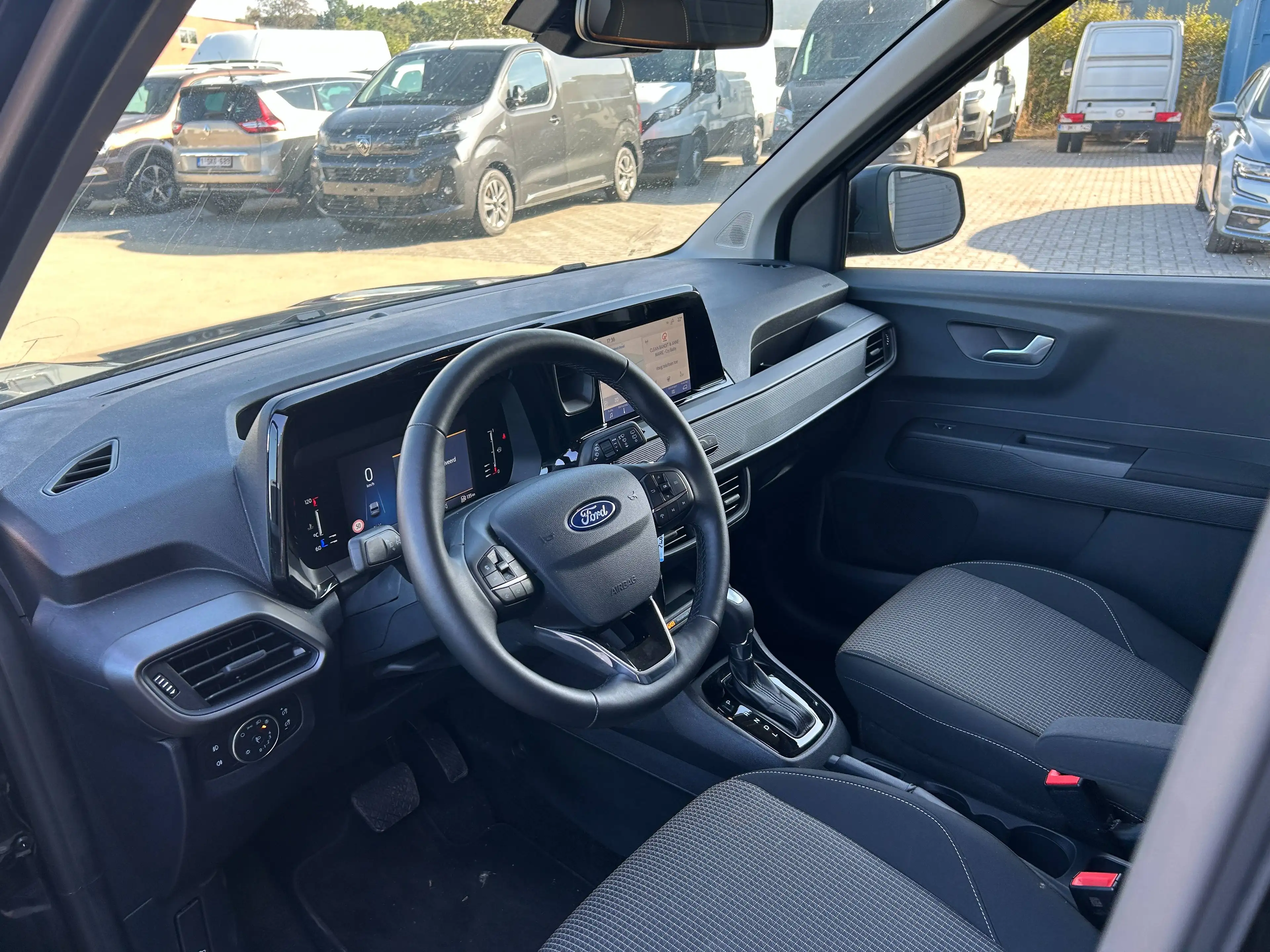 Ford Tourneo Courier Tourneo Courier 1.0 EcoBoost Titanium Titanium — photo 8