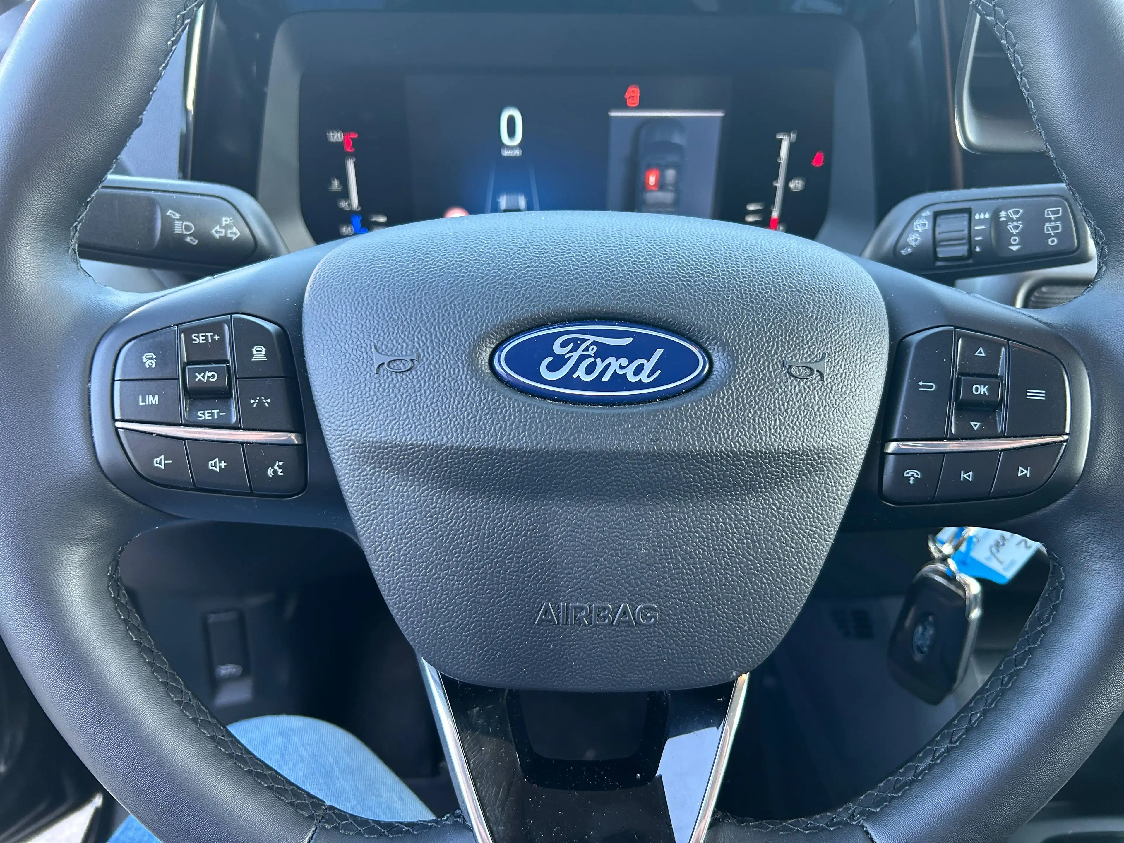 Ford Tourneo Courier Tourneo Courier 1.0 EcoBoost Titanium Titanium — photo 11