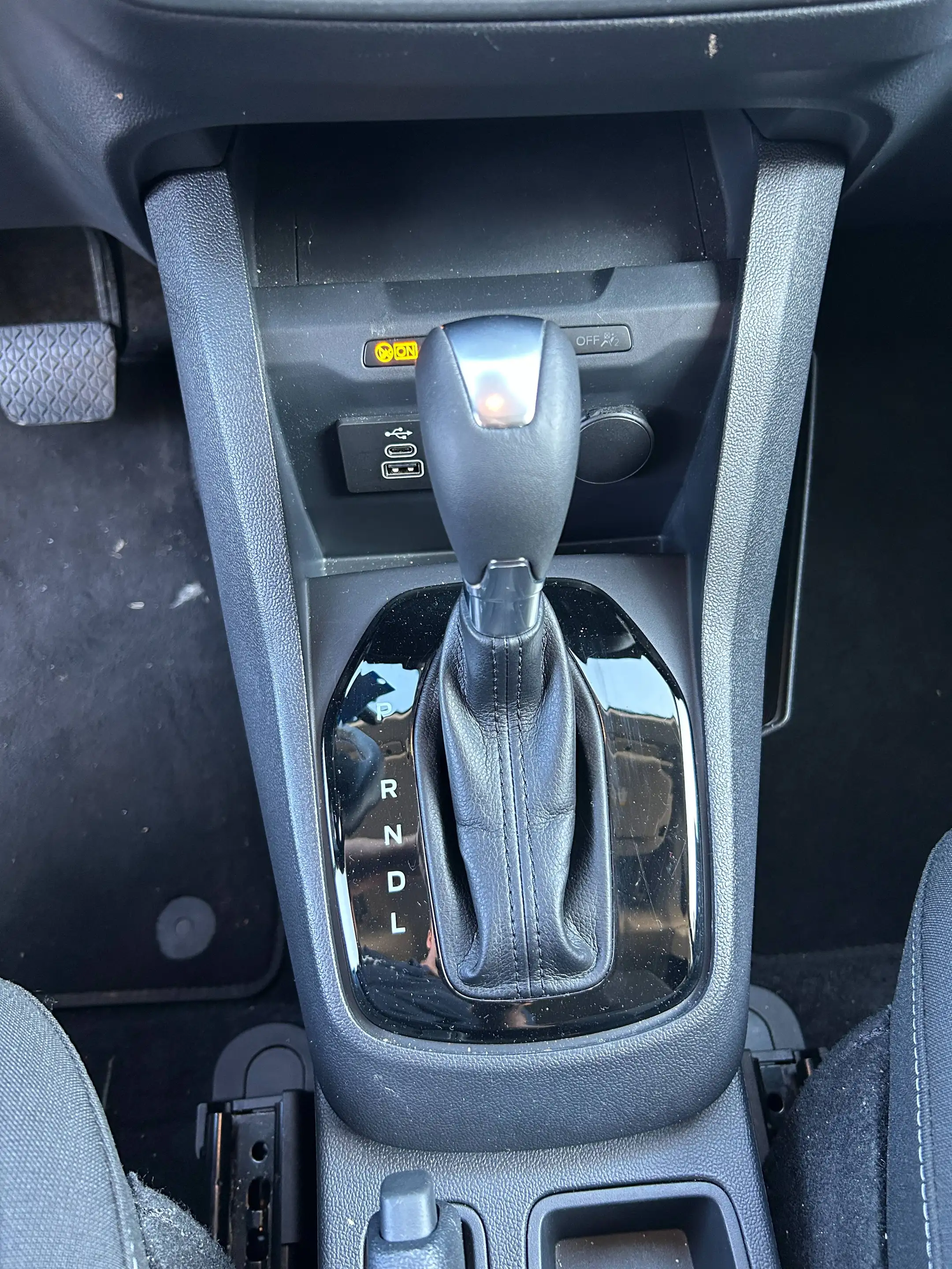 Ford Tourneo Courier Tourneo Courier 1.0 EcoBoost Titanium Titanium — photo 14