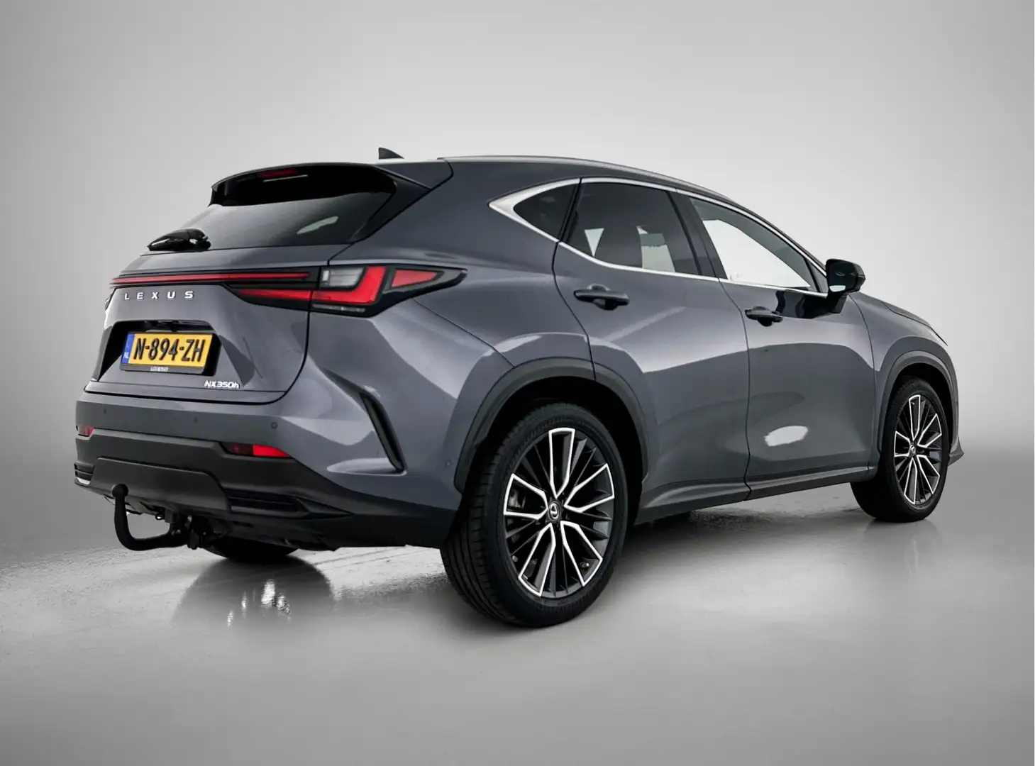 Lexus NX 350h AWD Executive Line | Mark Levinson | Panoramisch S Grijs - 2