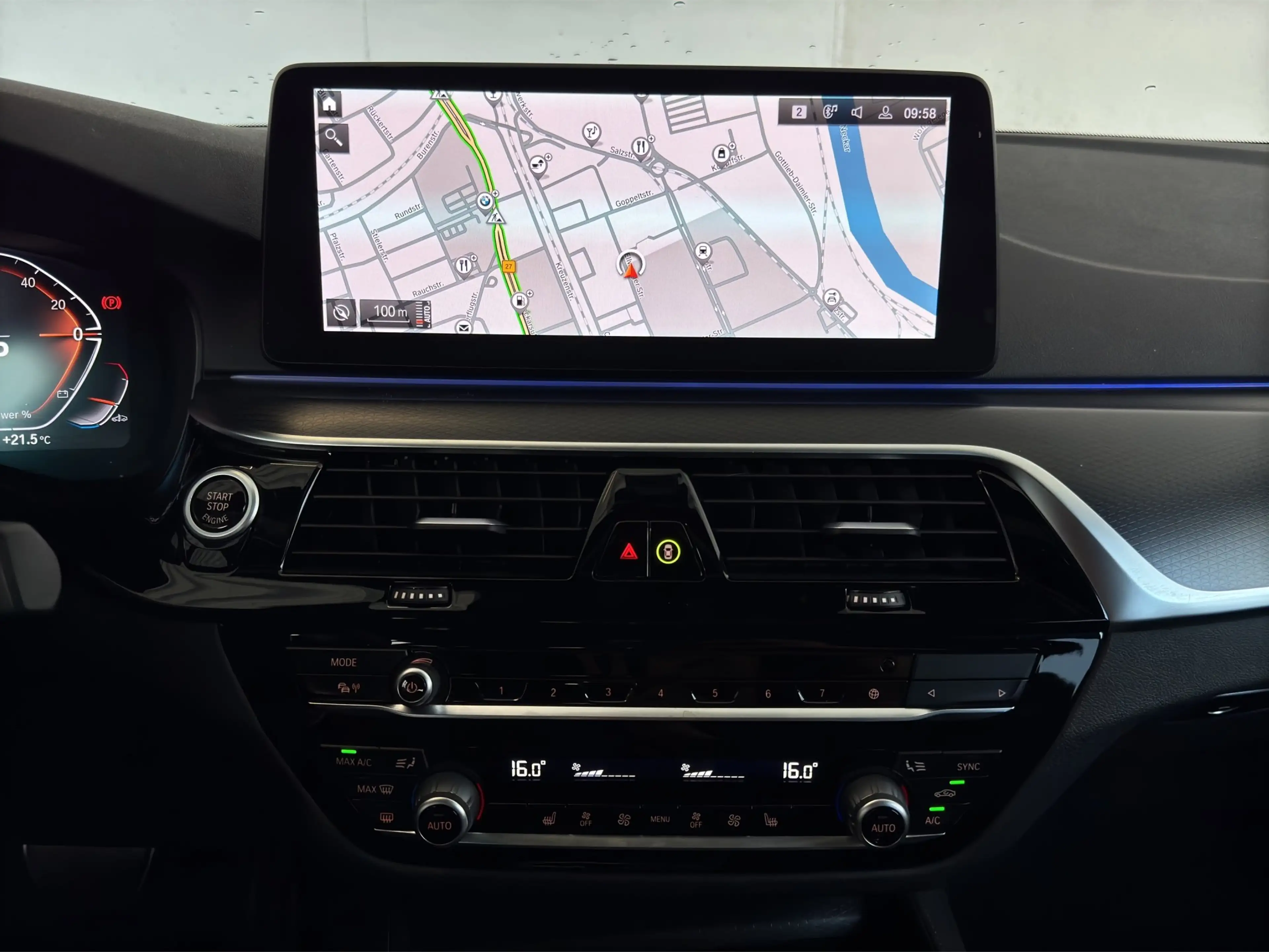 BMW 540 dA xDrive Lim. M Sport LiveCock.HUD.GSD.HiFi. — photo 6