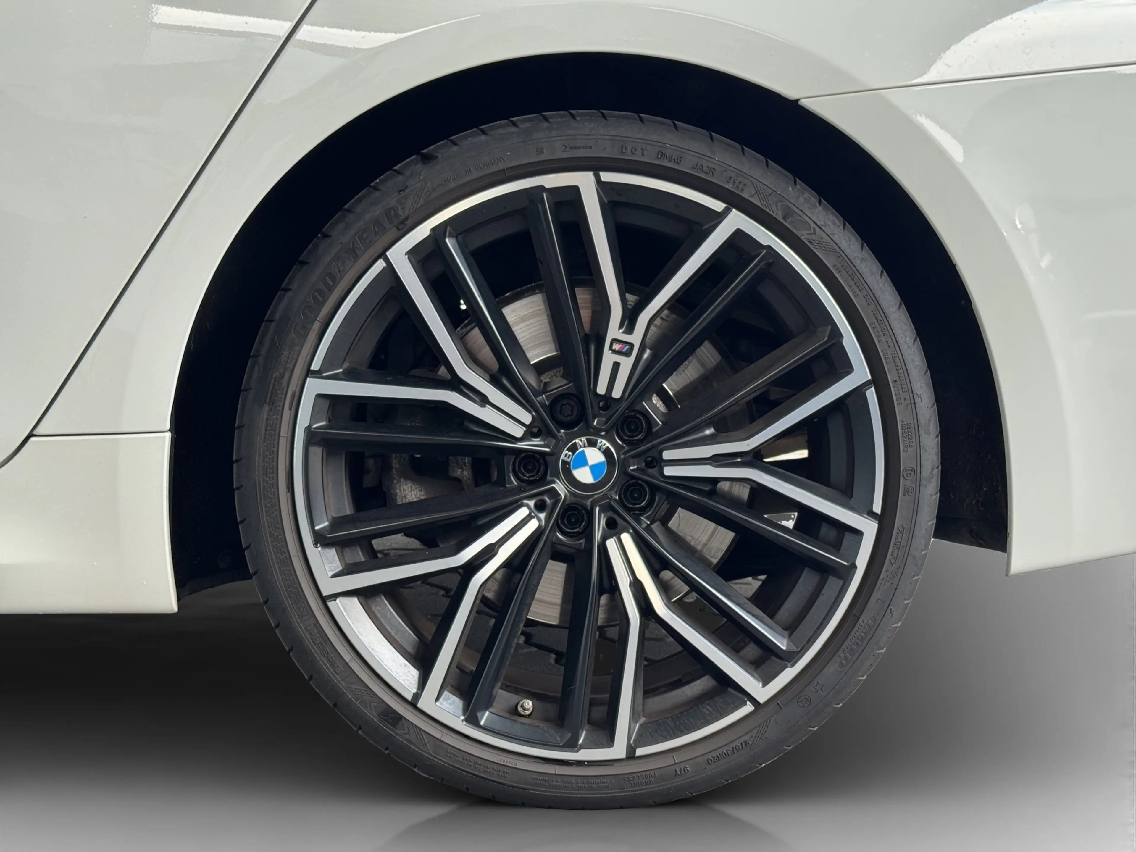 BMW 540 dA xDrive Lim. M Sport LiveCock.HUD.GSD.HiFi. — photo 10
