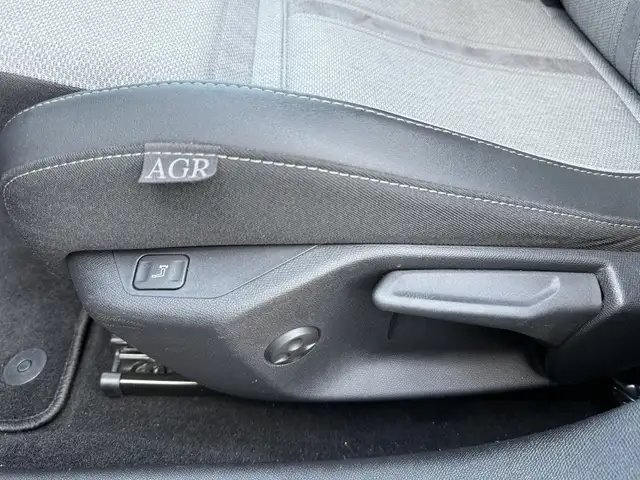 Opel Astra view 6