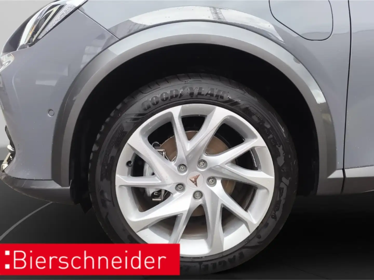 CUPRA Formentor 1.4 TSI e-Hybrid DSG NAVI KAMERA LED Grau - 2