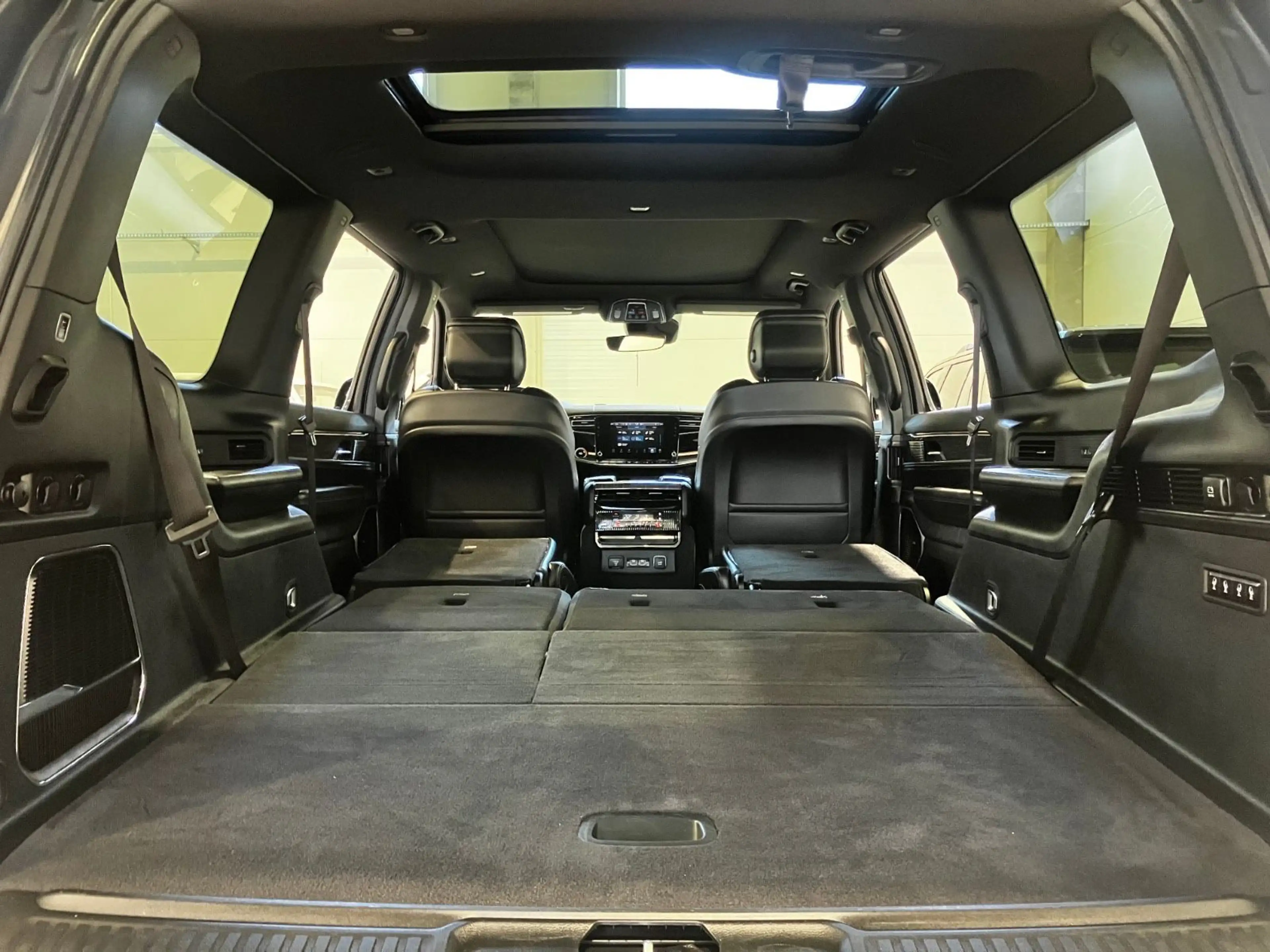Jeep Wagoneer Series 3 5,7 7 Sitzer ACC 360 Grad LED — photo 15