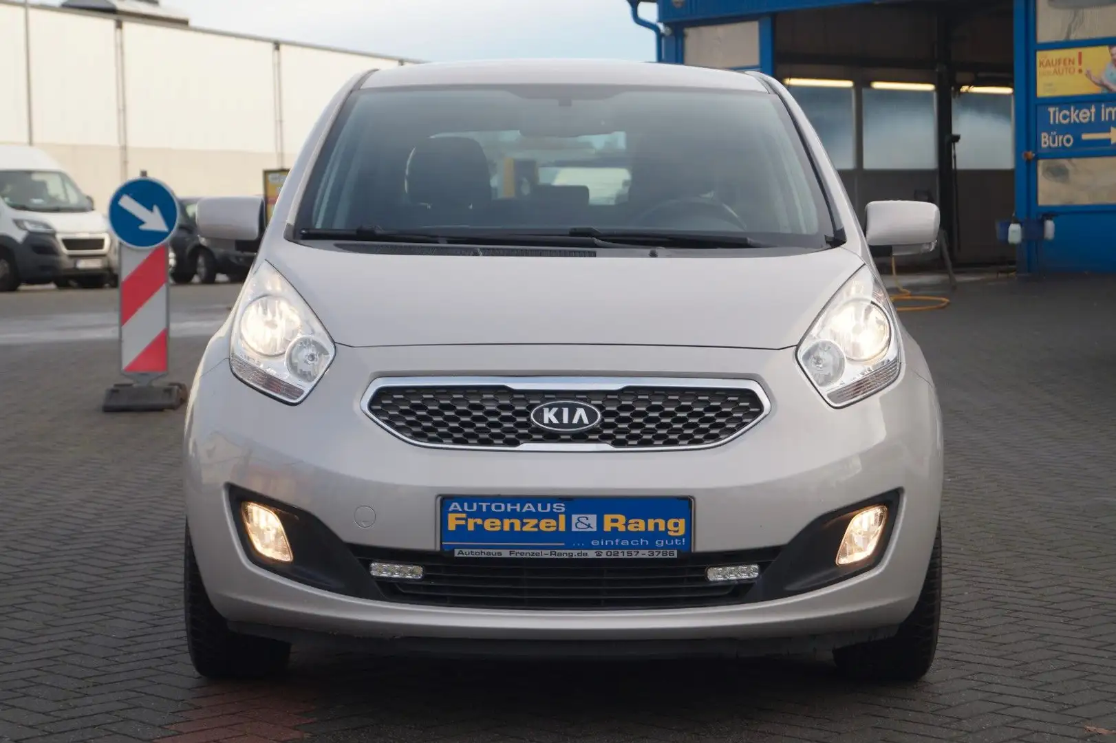 Kia Venga 1.6 LPG *AHK*PDC*SHZ*Bluetooth*Allwetter* Silber - 2