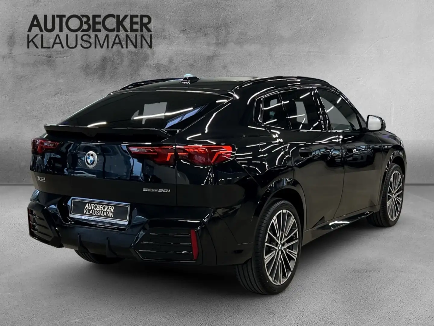 BMW X2 sDrive20i M Sport LMR 20'' Park-Assistent HUD AD N Noir - 2