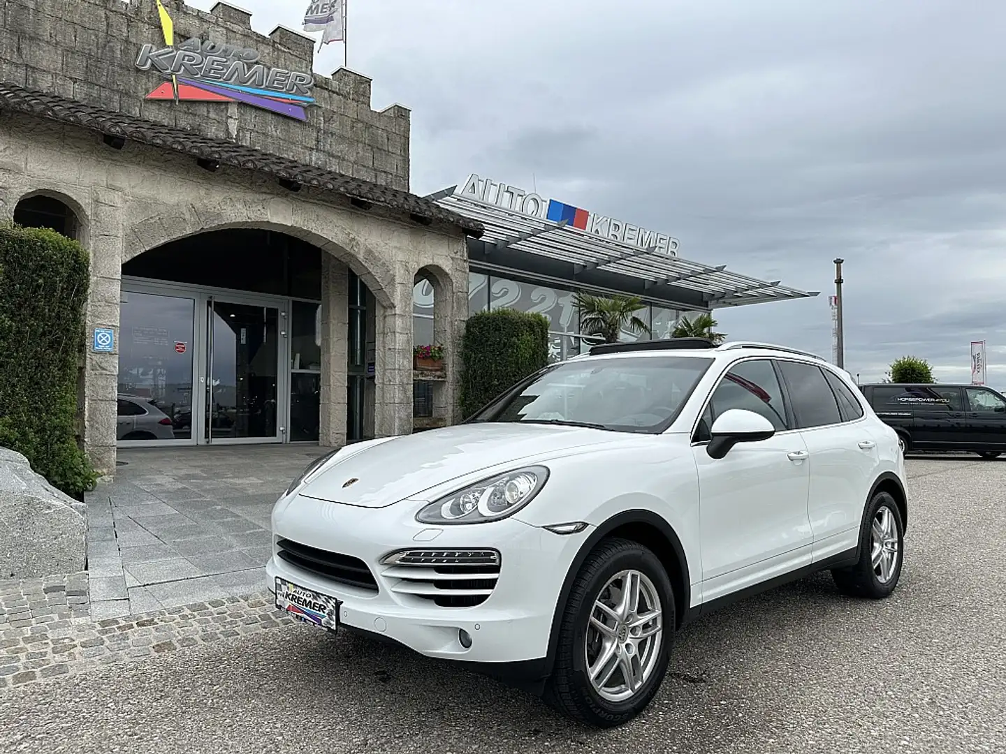 Porsche Cayenne II 3,0 Diesel Aut./LUFT/PANO/MEMORY/BI-XENON/NA... Weiß - 2