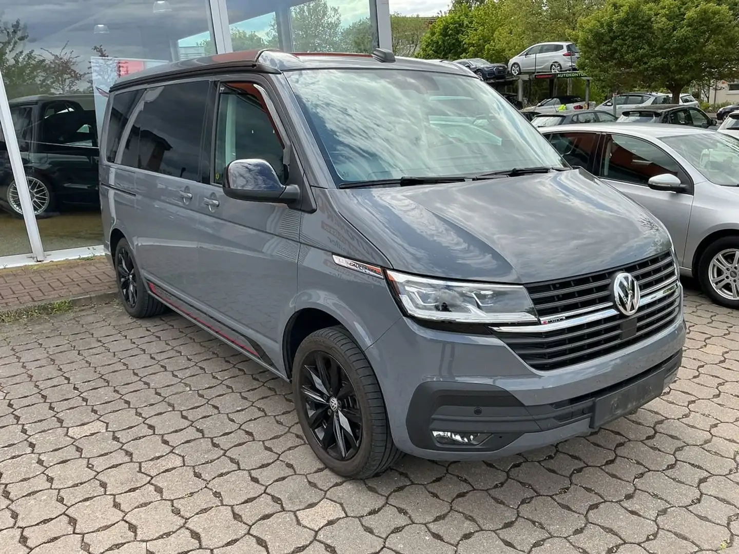 Volkswagen T6.1 California 2.0 TDI Beach Camper Edition 4Motion Grau - 1