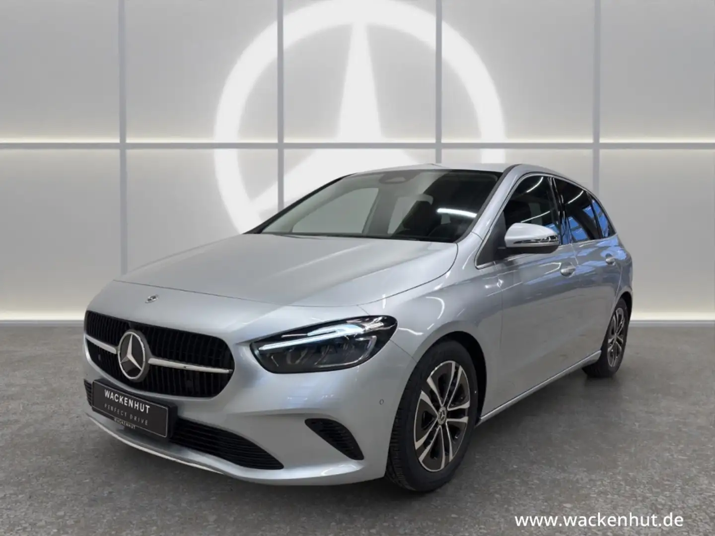 Mercedes-Benz B 180 PROGRESSIVE LINE ADVANCED AHK+RFK+WINT+LED Silber - 1