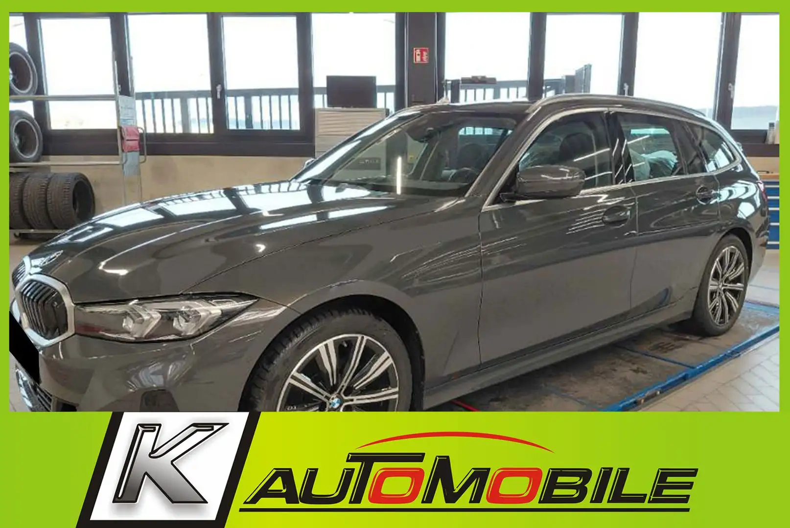 BMW 320 d xDrive ACC+Leder+SpoSi+Entry+Panorama+AHK Grau - 1