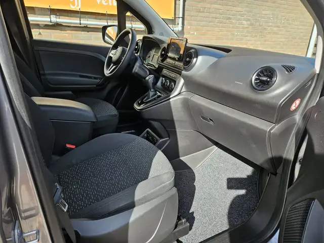 Mercedes-Benz Citan view 29