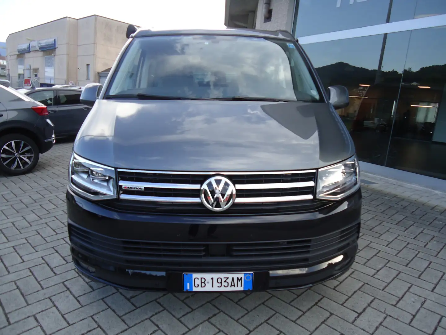 Volkswagen T6 California Grijs - 2