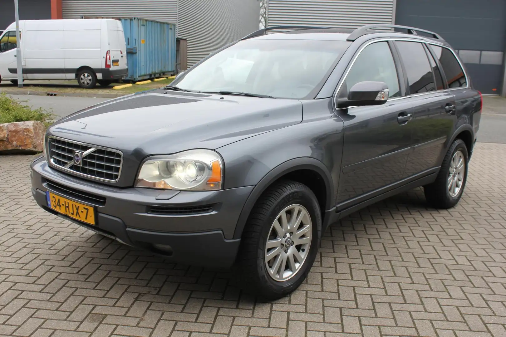 Volvo XC90 3.2 Kinetic LPG 7Persoons 2008 Grijs Youngtimer Ai Gris - 1