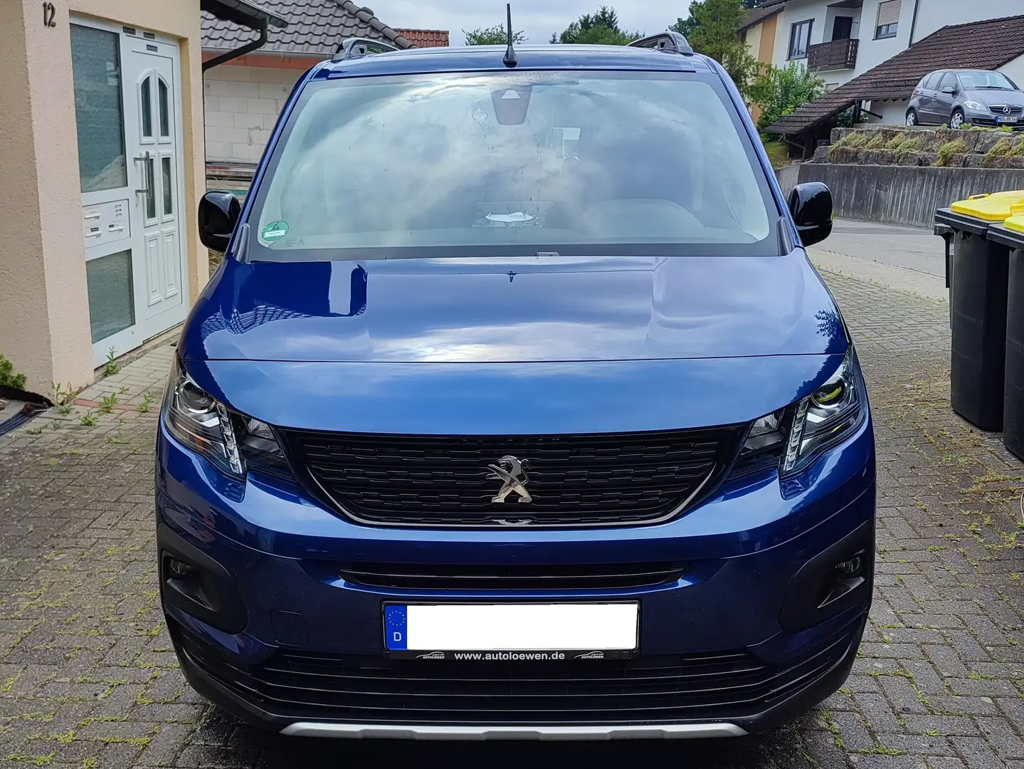 Peugeot Rifter BlueHDI 130 L1 EAT8 GT-Line, Pano, AHK, 8fach Blau - 2