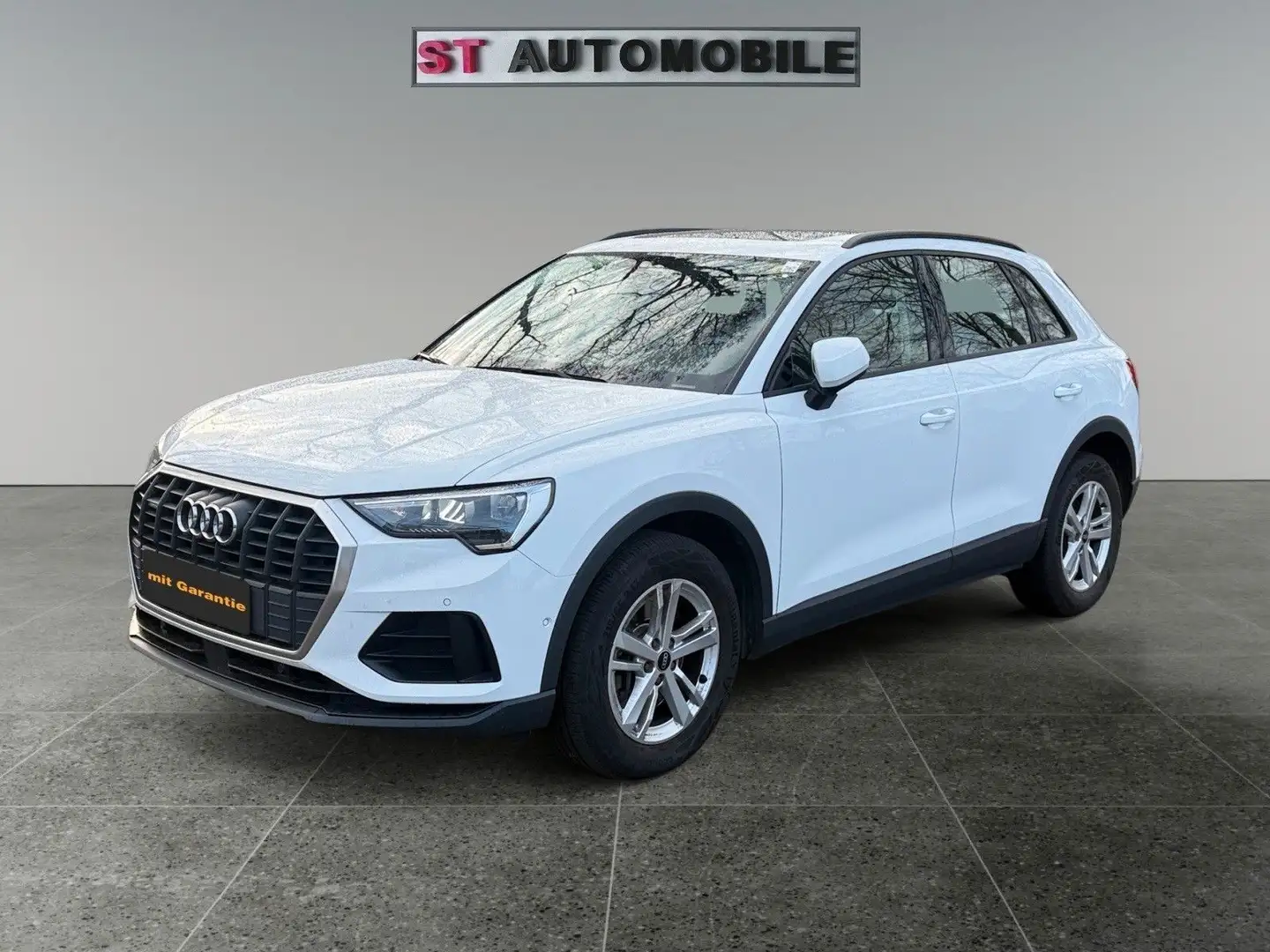 Audi Q3 40 TDI 2.0 Quattro-Automatik-Pano.Navi-PDC Weiß - 1