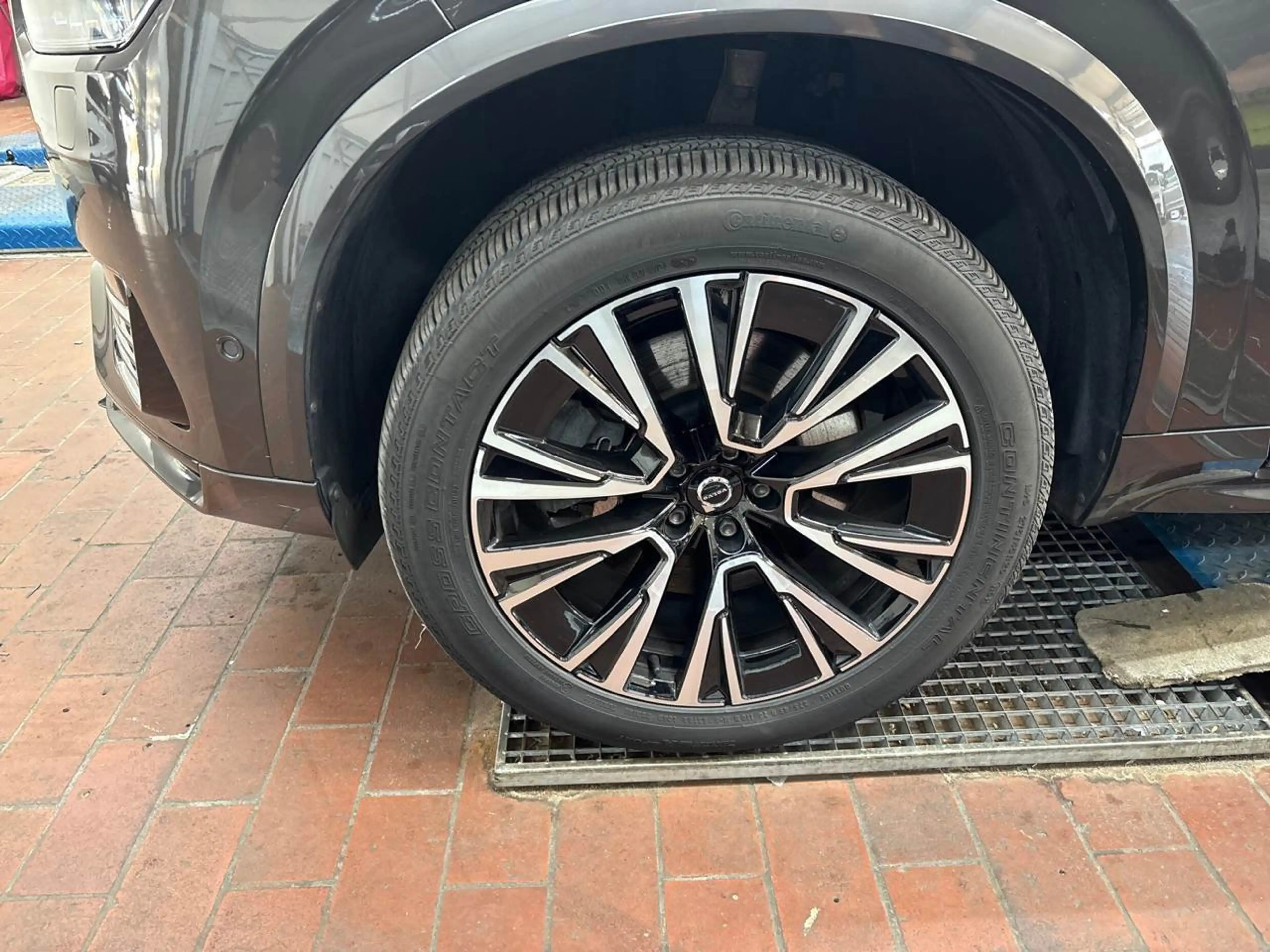 Volvo XC90 T8 Twin Engine PHEV Ultra Dark Recharge ACC — photo 12