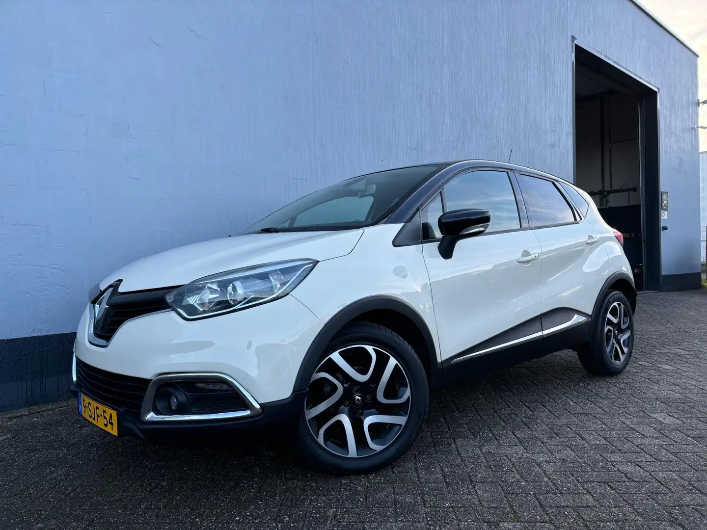 Renault Captur 0.9 TCe Dynamique - Navigatie - Airco Wit - 1