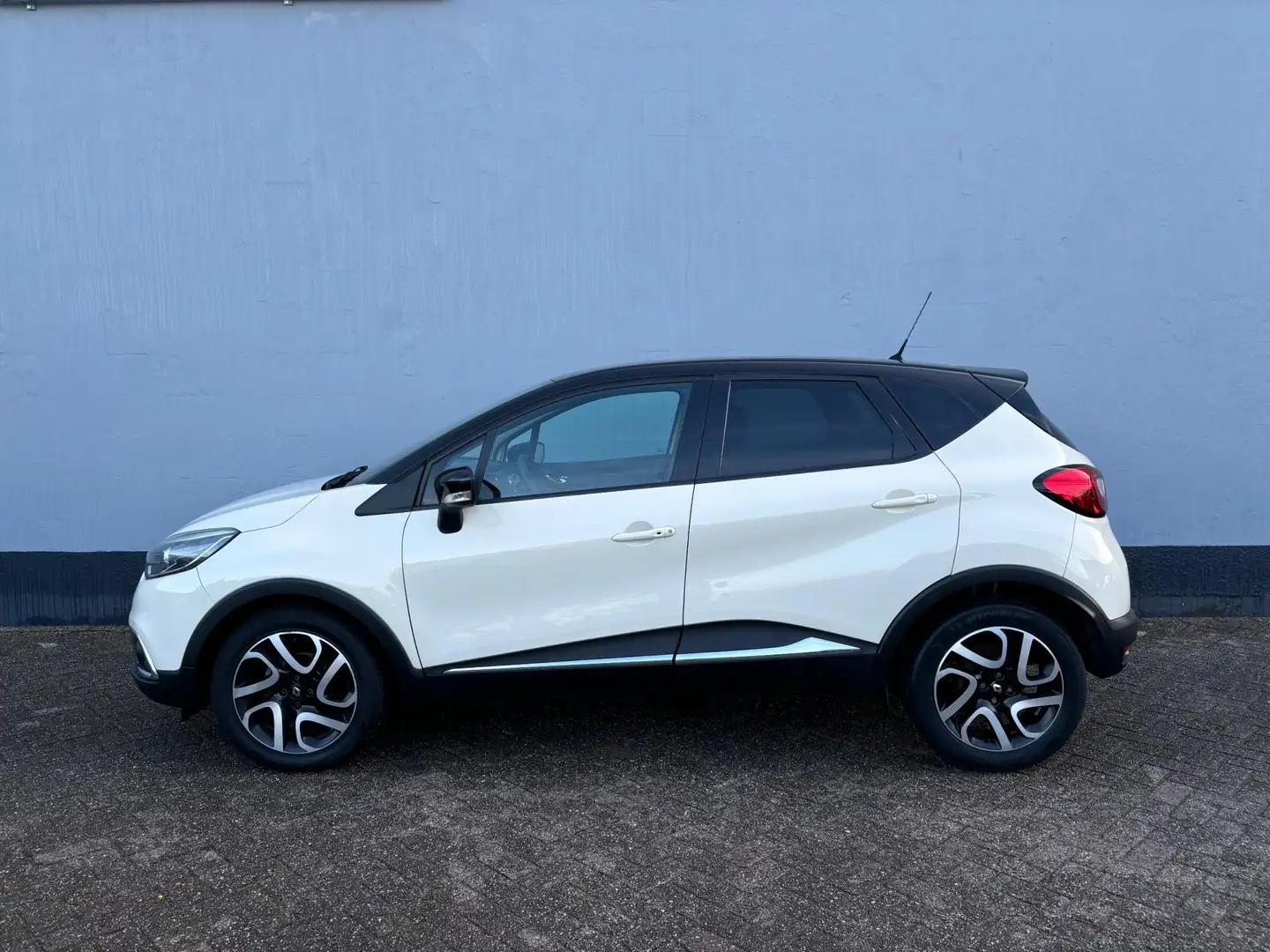 Renault Captur 0.9 TCe Dynamique - Navigatie - Airco Wit - 2