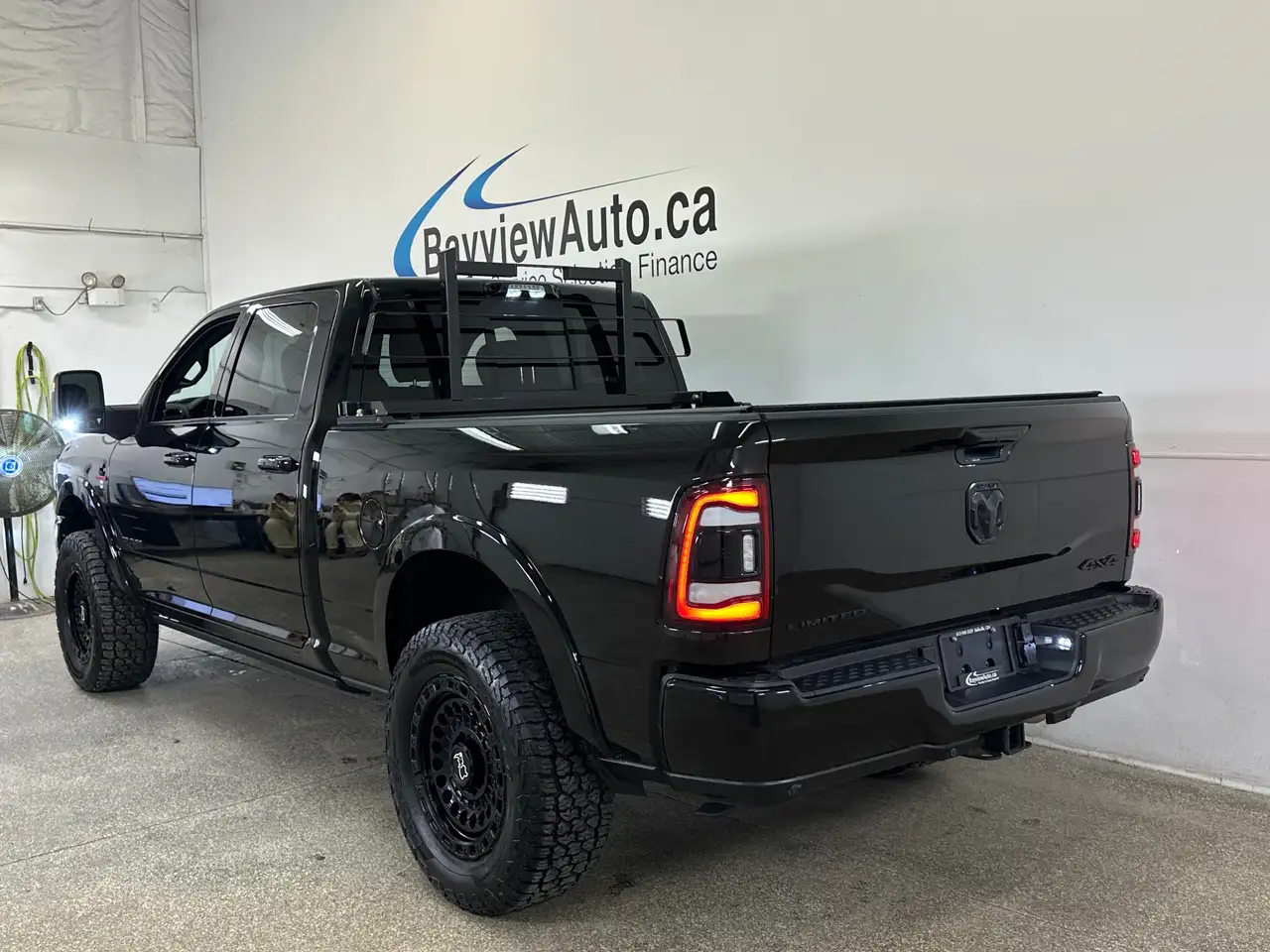 RAM 2500 снимка RAM 2500