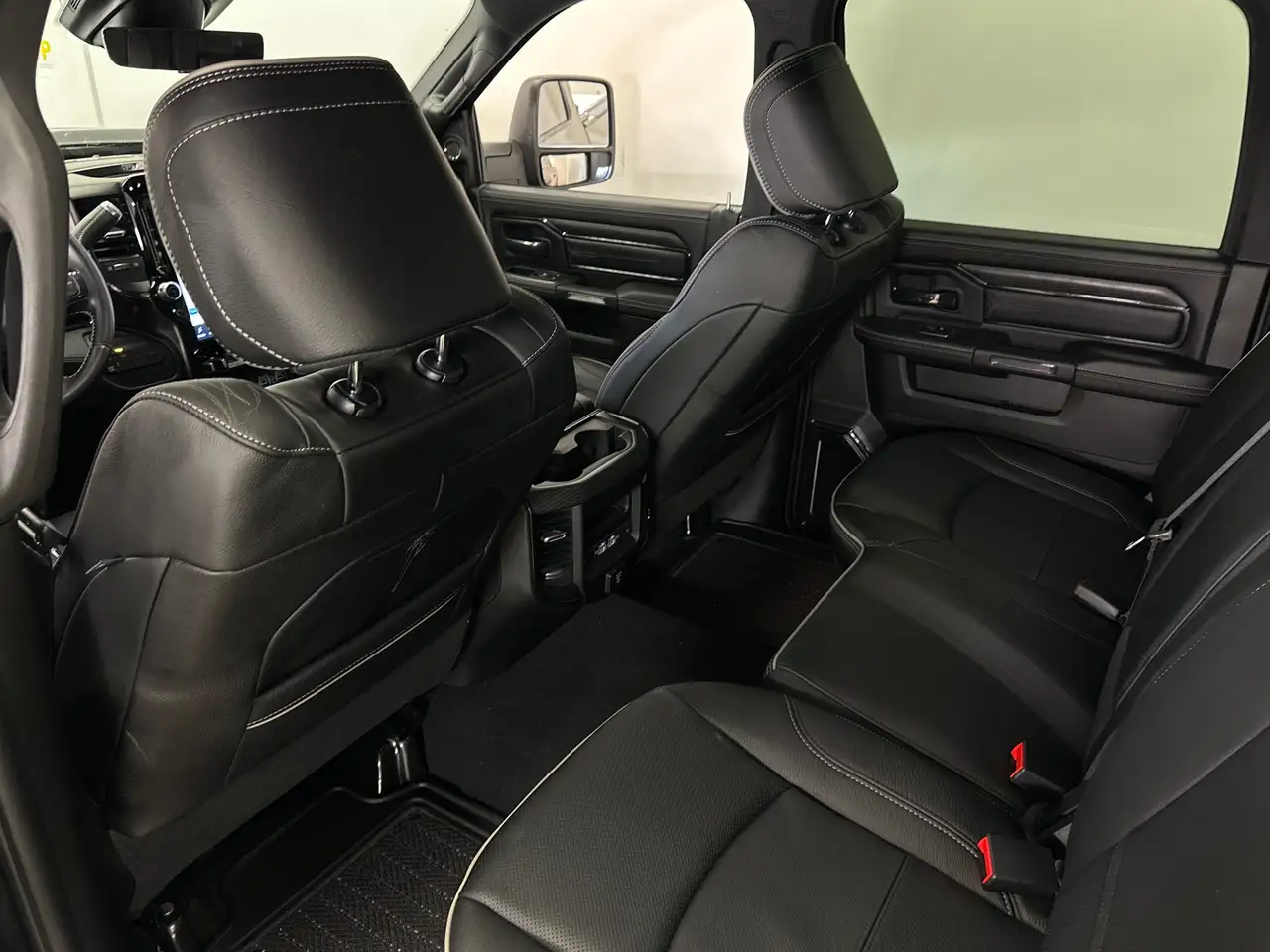 RAM 2500 снимка RAM 2500