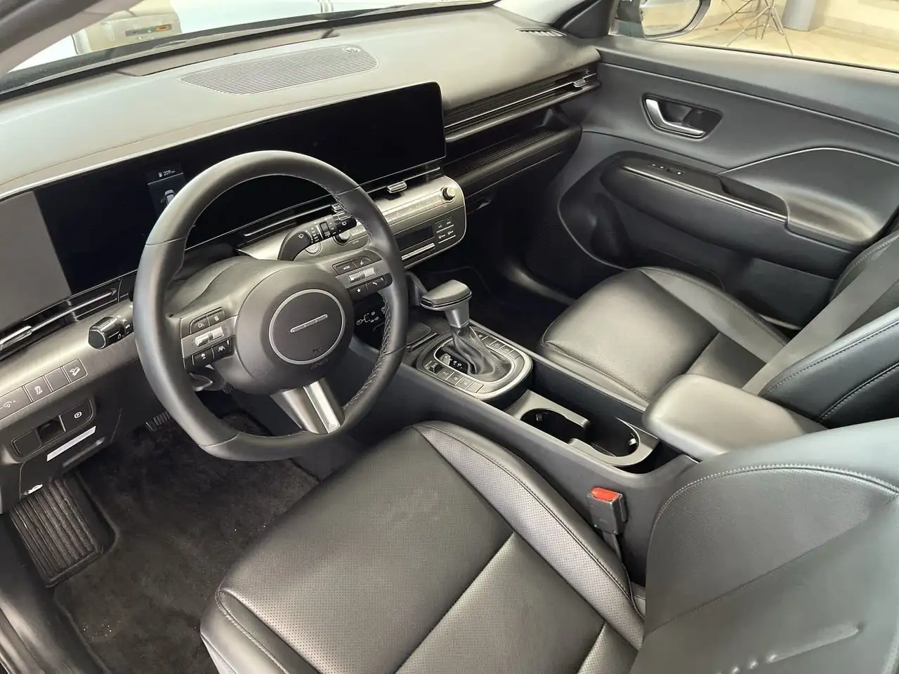 Hyundai KONA снимка Hyundai KONA