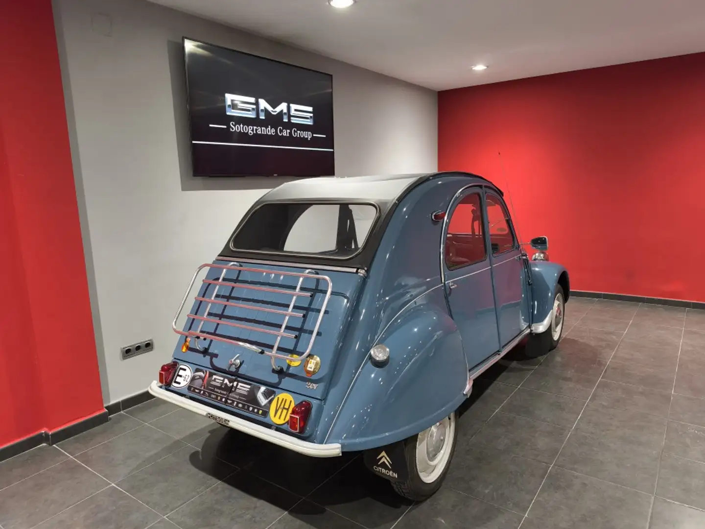 Citroen 2CV Bleu - 2
