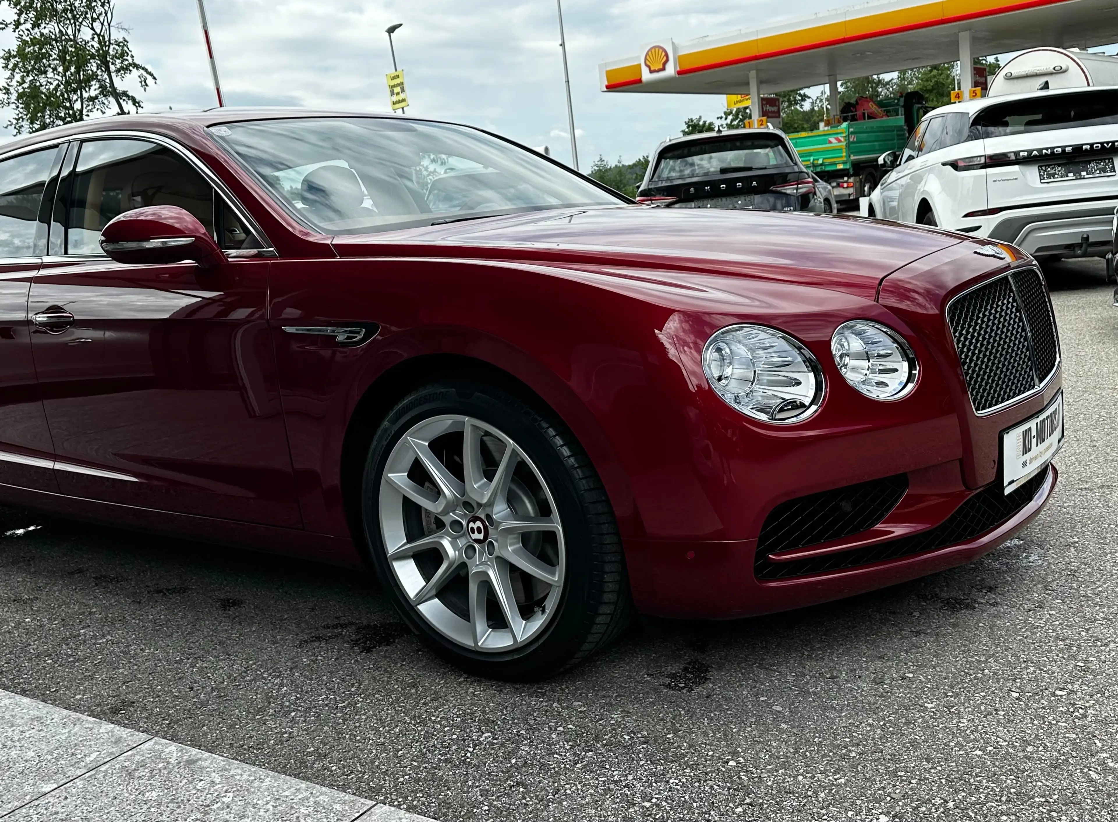 Bentley Flying Spur V8 S *Ö-2.Besitz*Ein-Traum* — photo 4