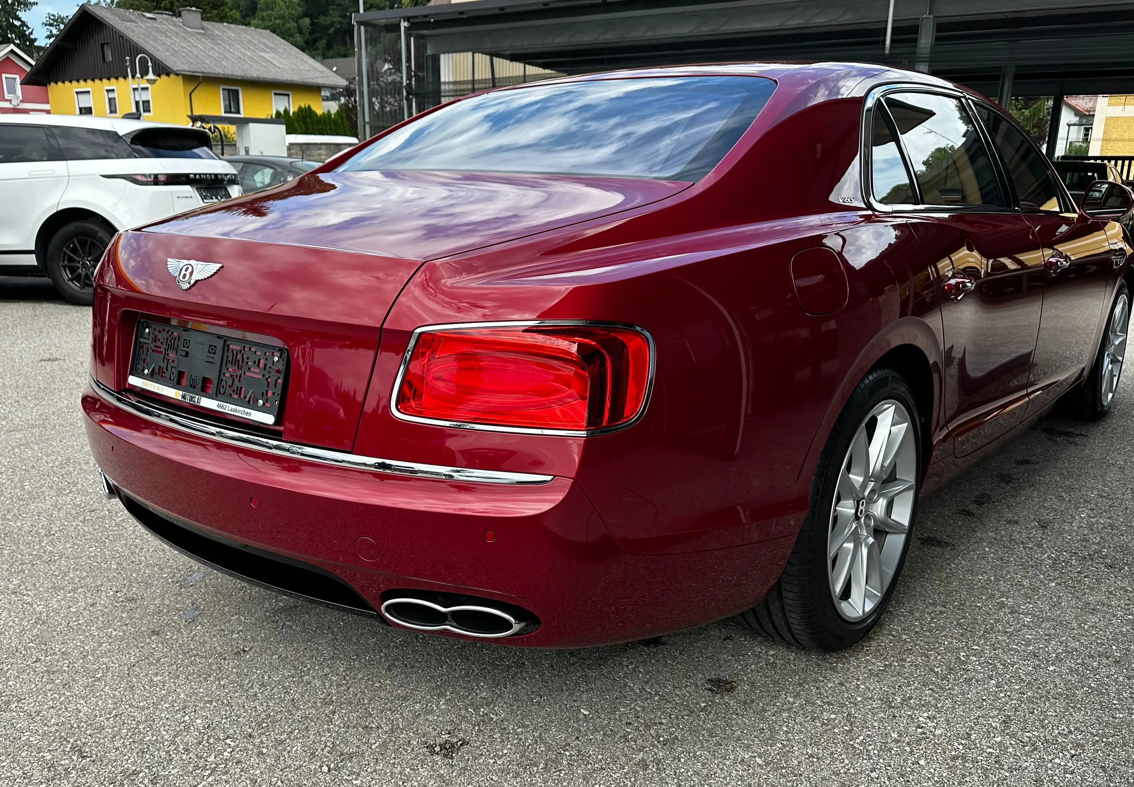 Bentley Flying Spur V8 S *Ö-2.Besitz*Ein-Traum* — photo 13