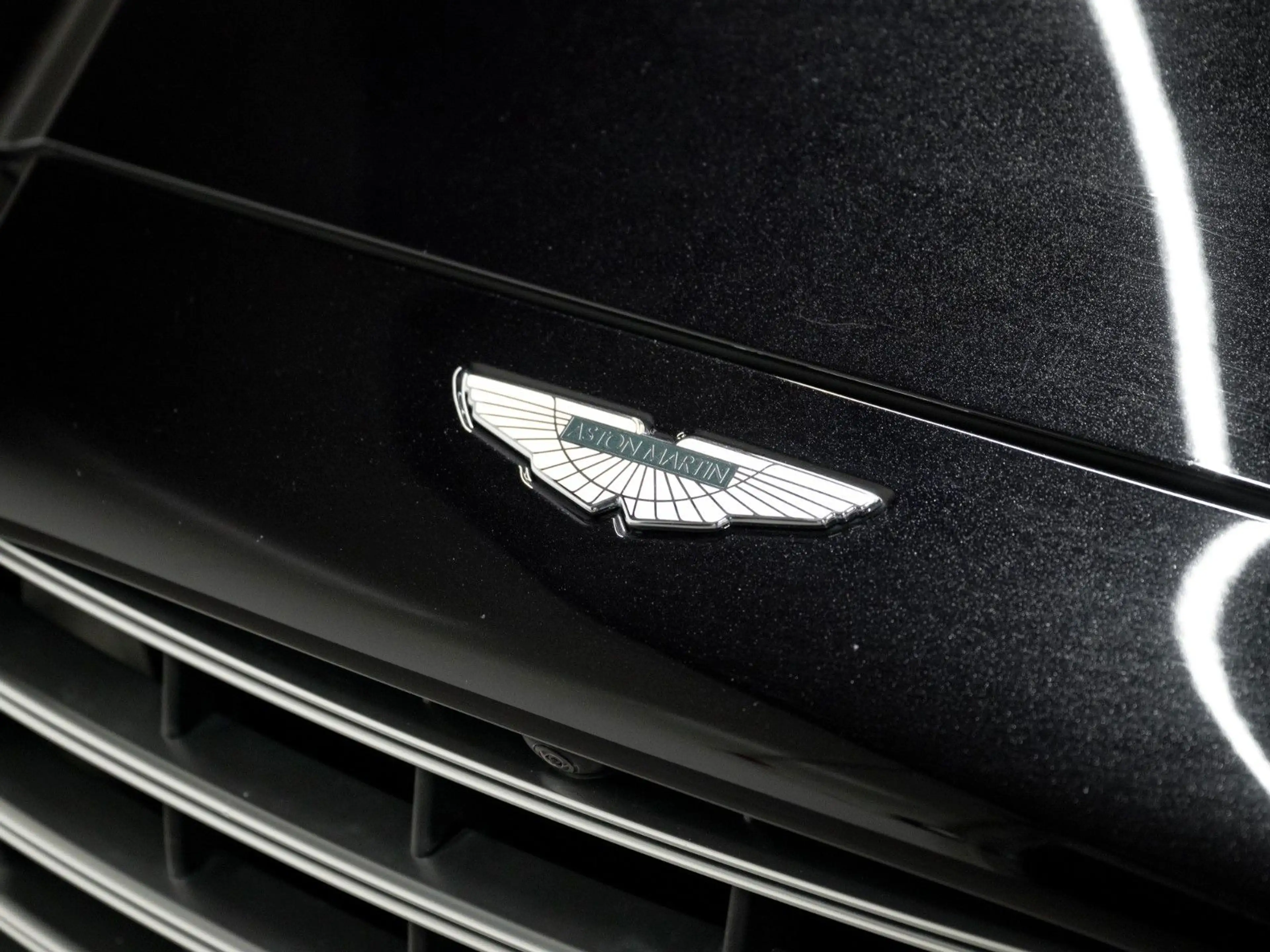 Aston Martin DBX 707 *Carbon*Sitzbelüftung*ACC*360*DesignPack — photo 9