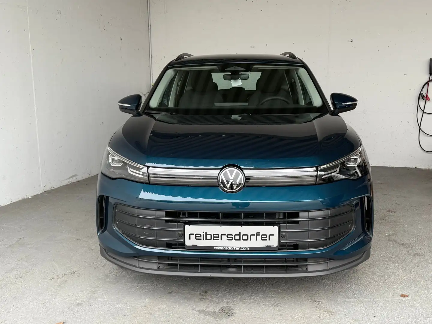 Volkswagen Tiguan 4Me eTSI DSG Blau - 2