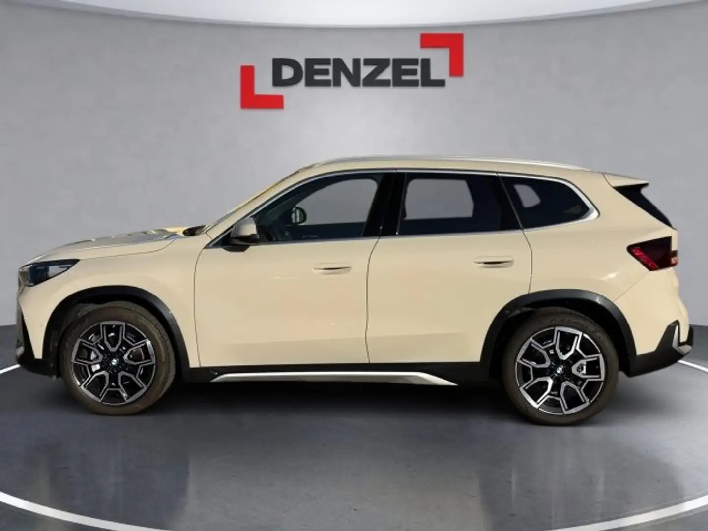 BMW iX1 eDrive20 U11 HB0 Grau - 2