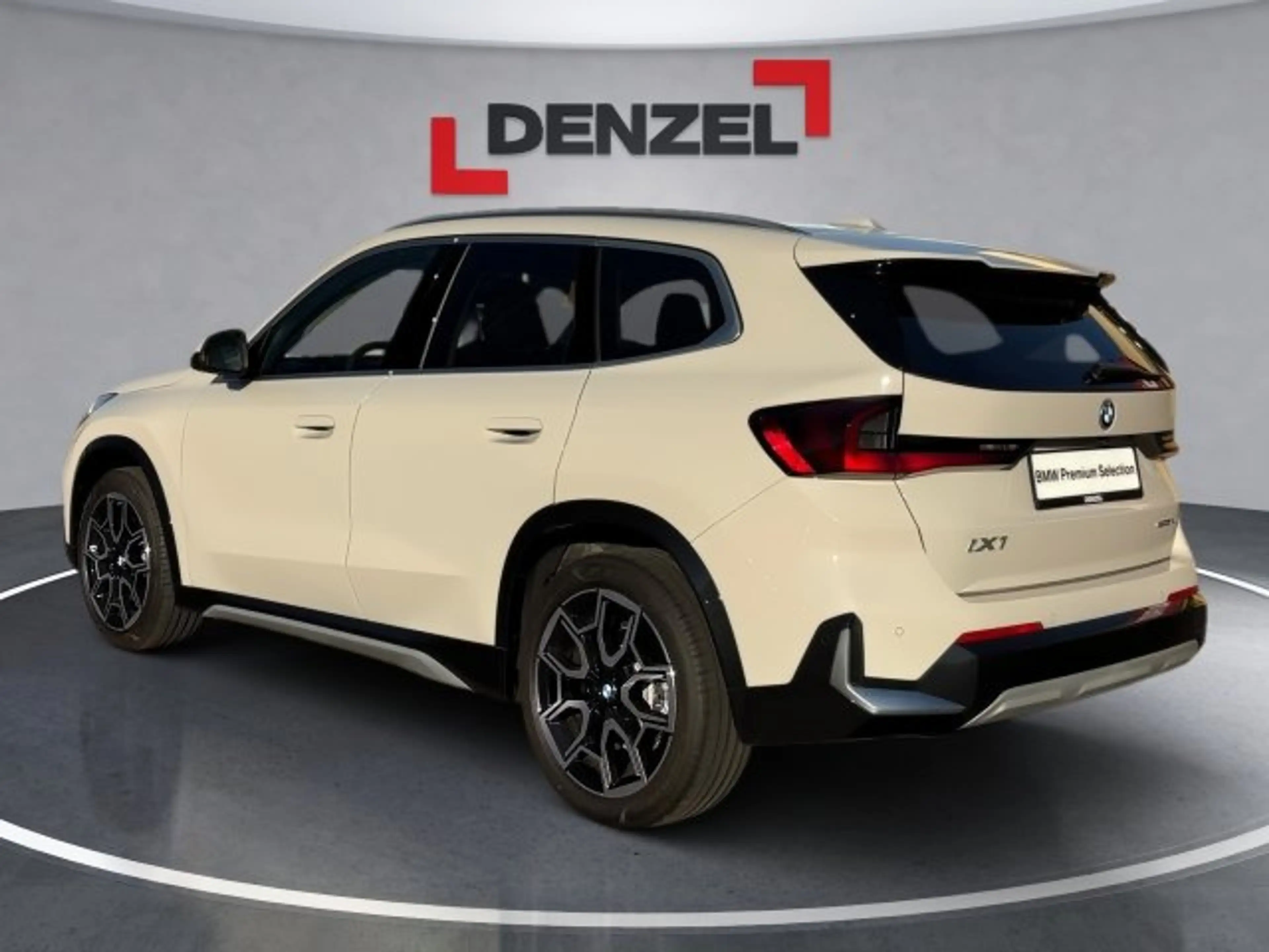 BMW iX1 eDrive20 U11 HB0 — photo 13