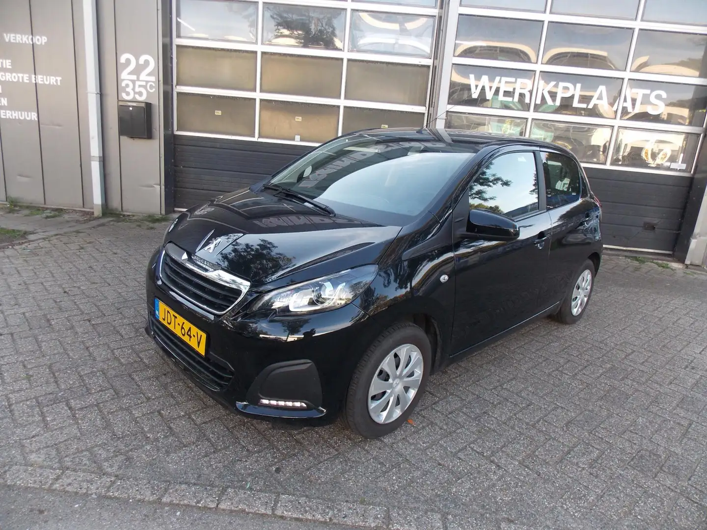 Peugeot 108 1.0 e-VTi Active Automaat Airco Elek Pakket 5Deurs Zwart - 2