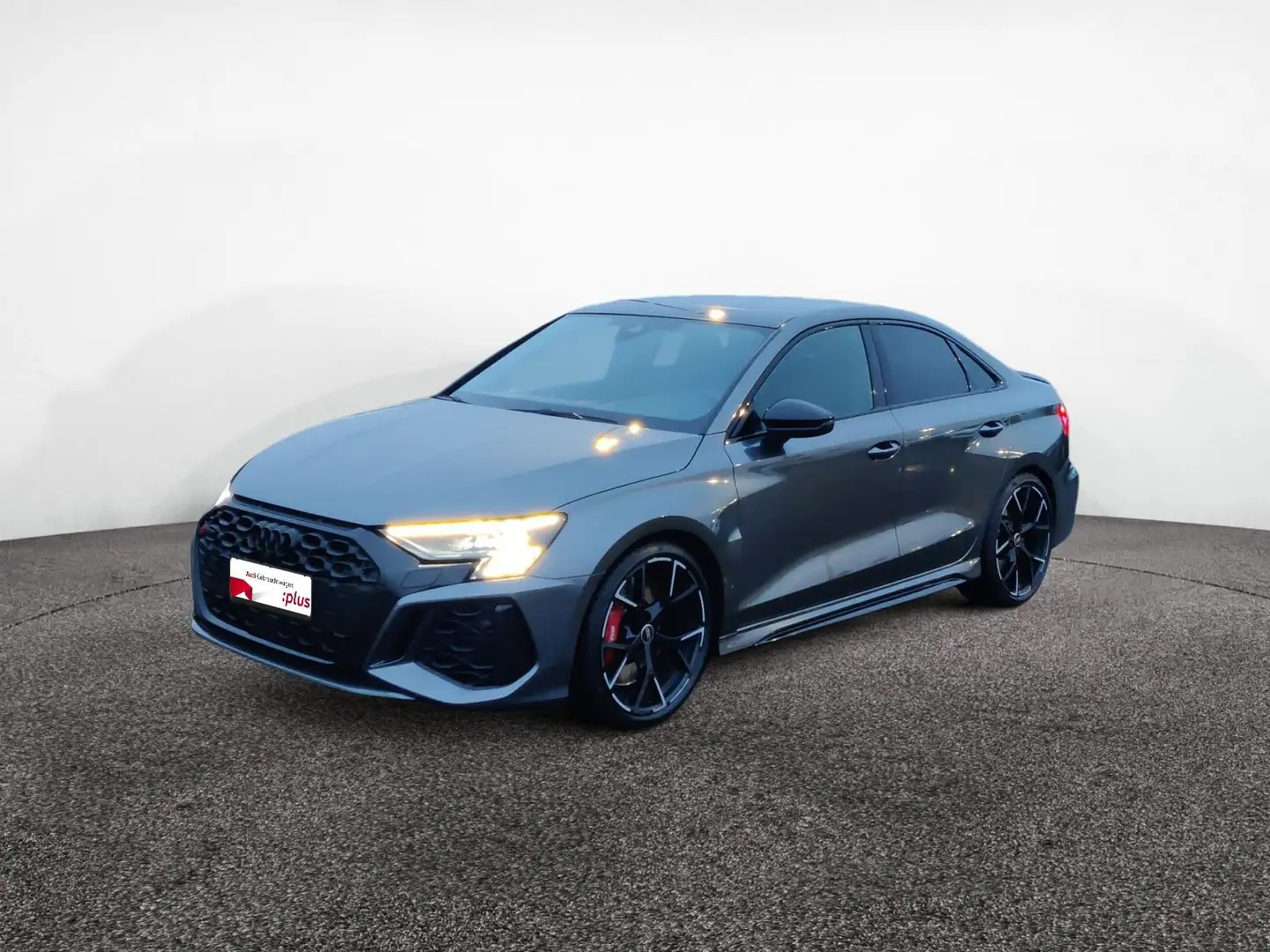 Audi RS3 2.5 TFSI 280 km/h Matrix Pano HUD Grau - 2