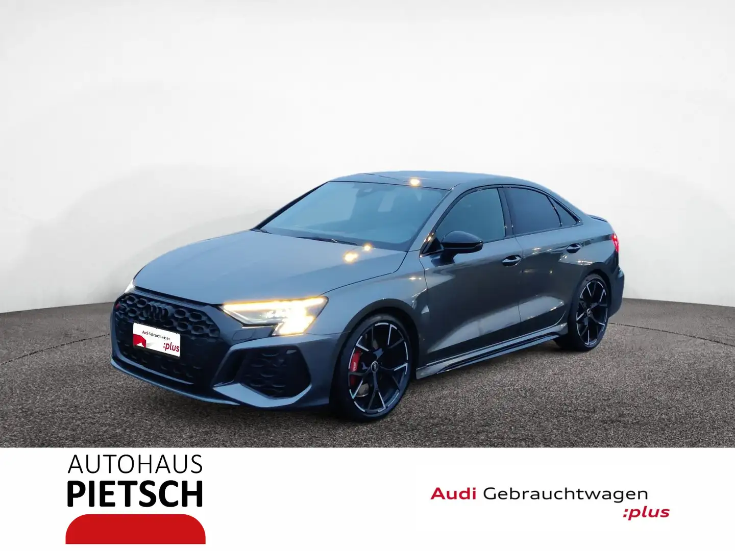 Audi RS3 2.5 TFSI 280 km/h Matrix Pano HUD Grau - 1