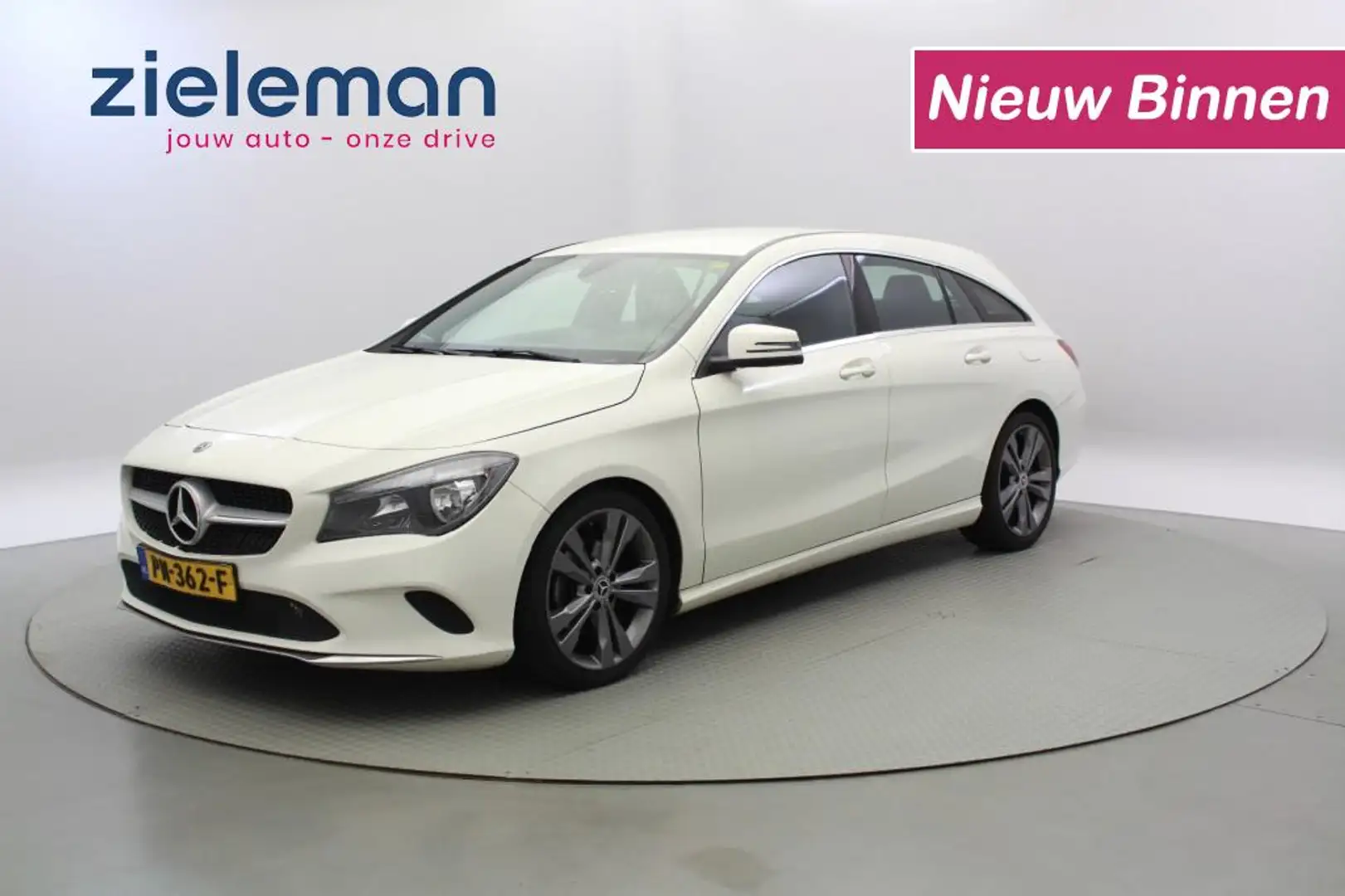 Mercedes-Benz CLA 180 Shooting Brake 180 Business Solution Automaat Wit - 1