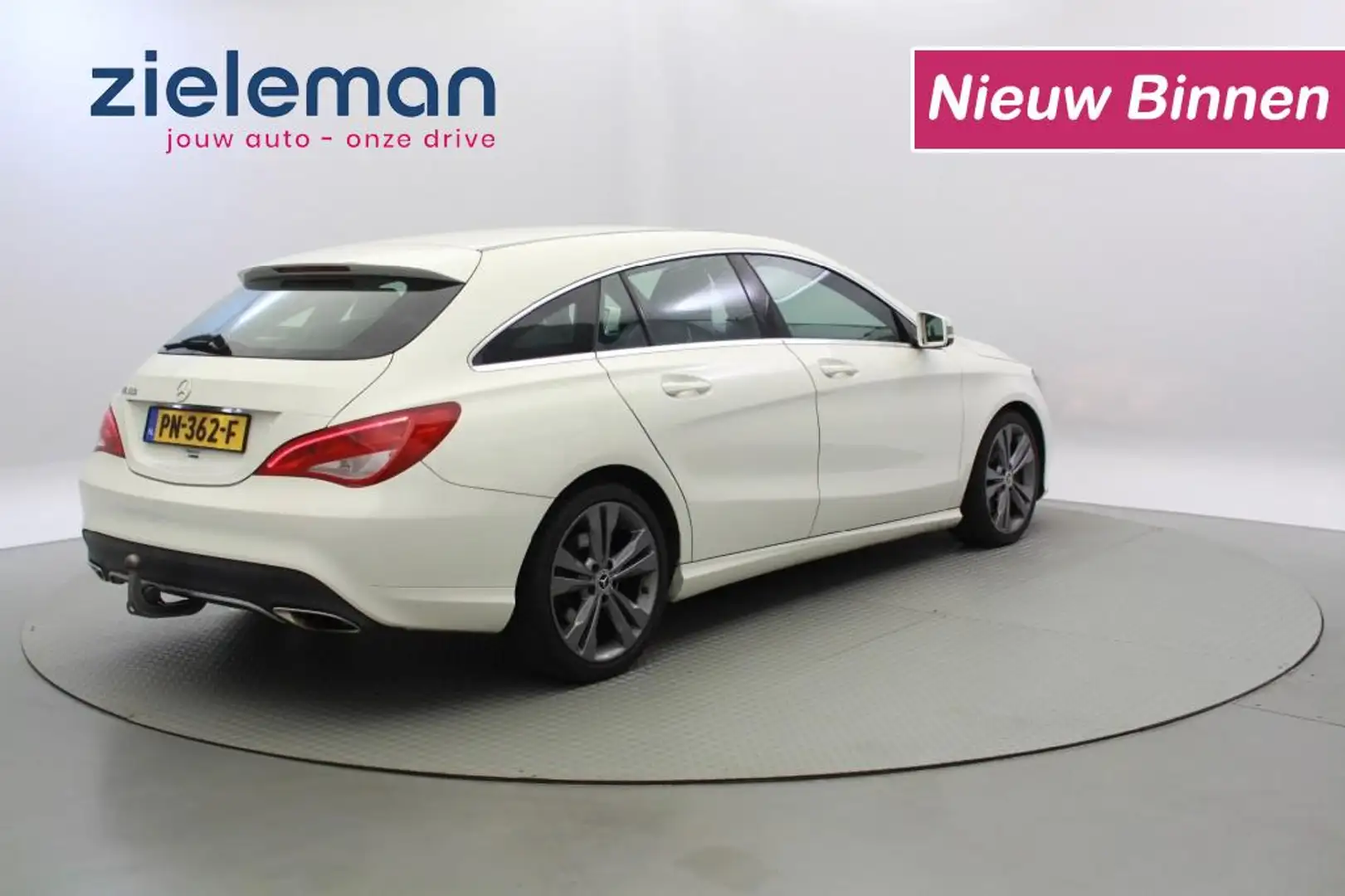 Mercedes-Benz CLA 180 Shooting Brake 180 Business Solution Automaat Wit - 2