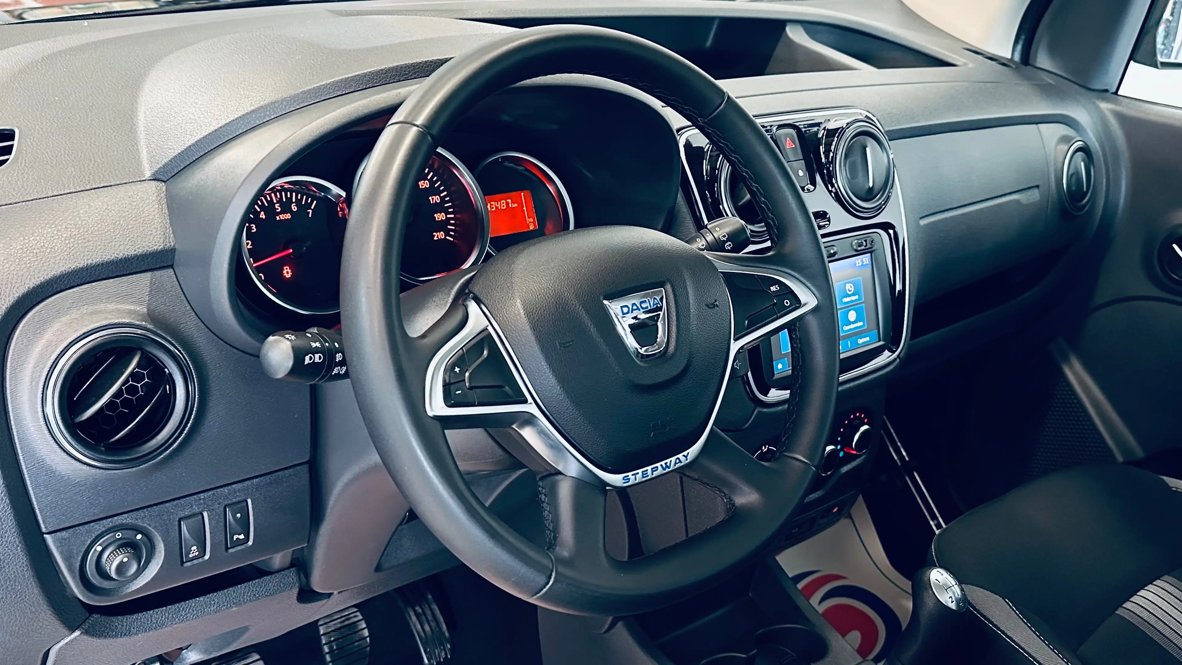 Dacia Dokker Stepway 1.2 TCe CAMERA PDC LIM NAVI CLIM BLUETOOTH — photo 8