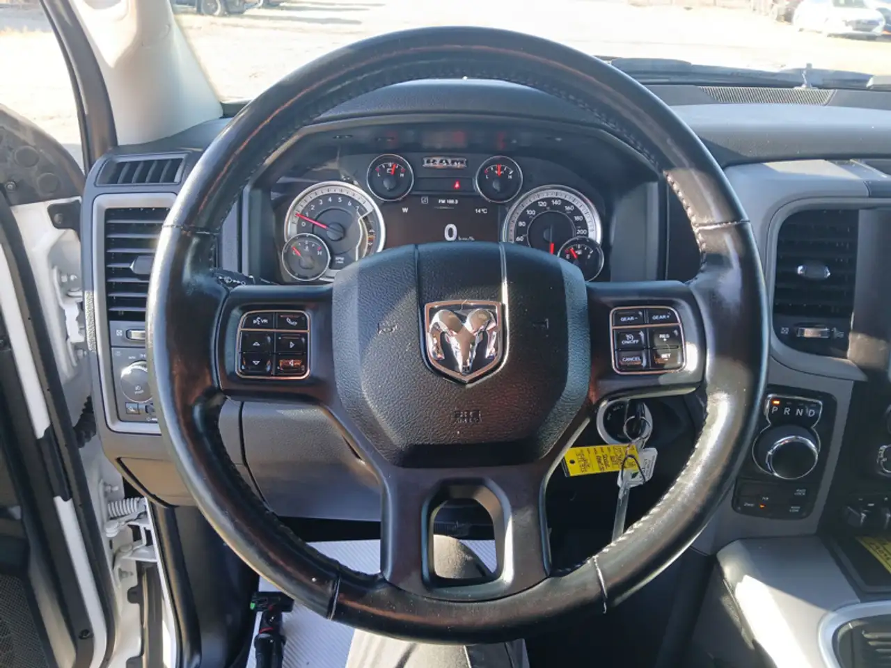 RAM 1500 снимка RAM 1500