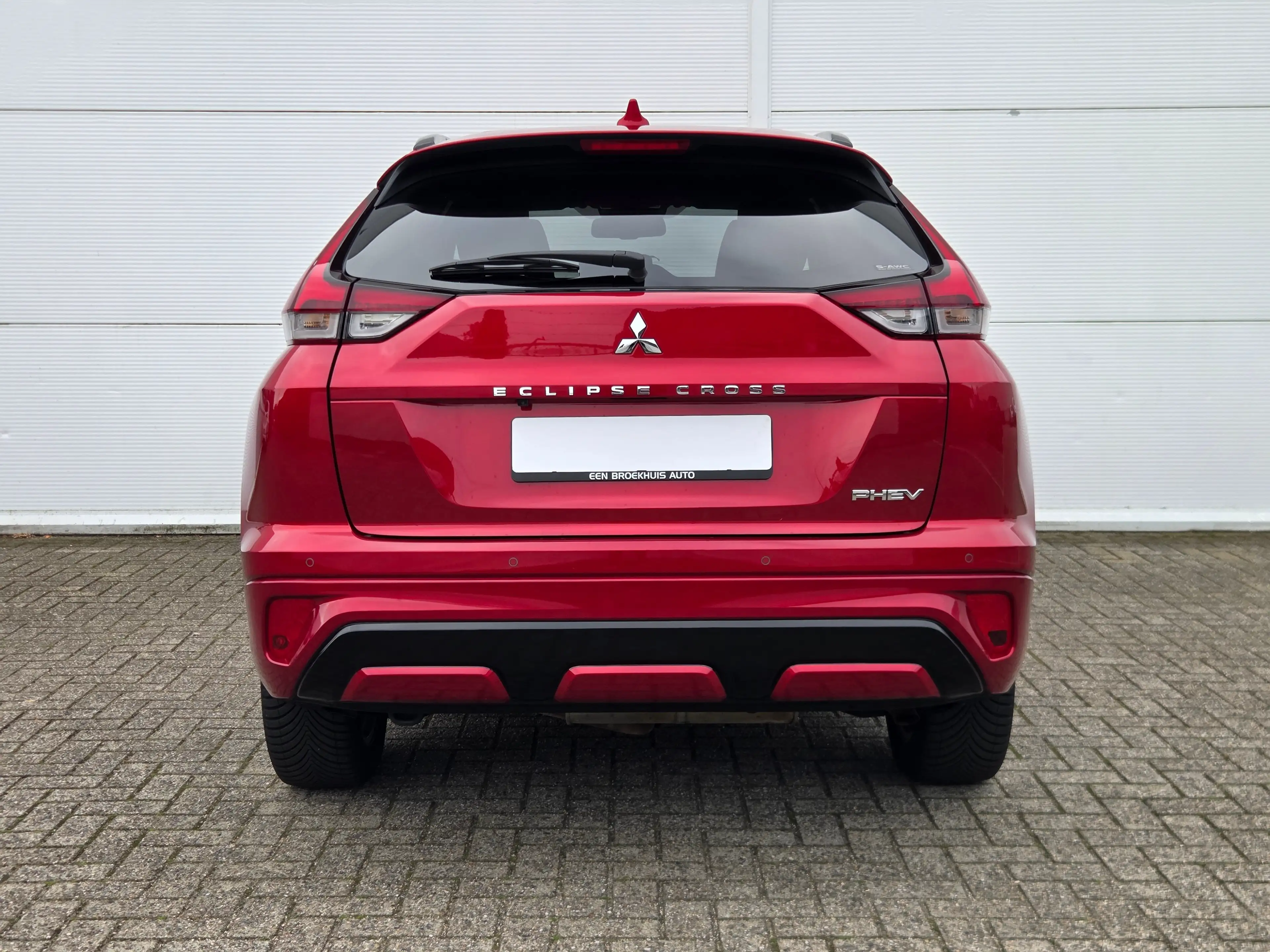 Mitsubishi Eclipse Cross 2.4 PHEV Exectutive Adaptive cruise control / appl — photo 37
