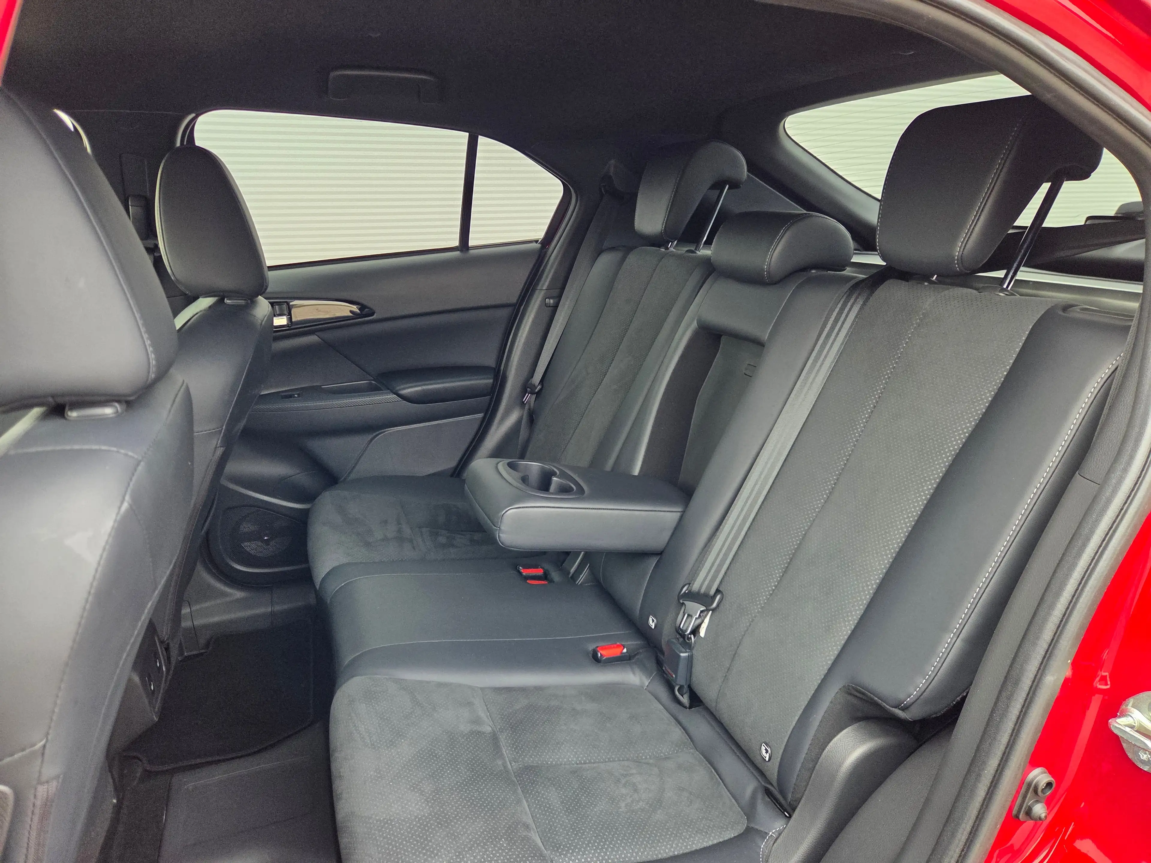 Mitsubishi Eclipse Cross 2.4 PHEV Exectutive Adaptive cruise control / appl — photo 41