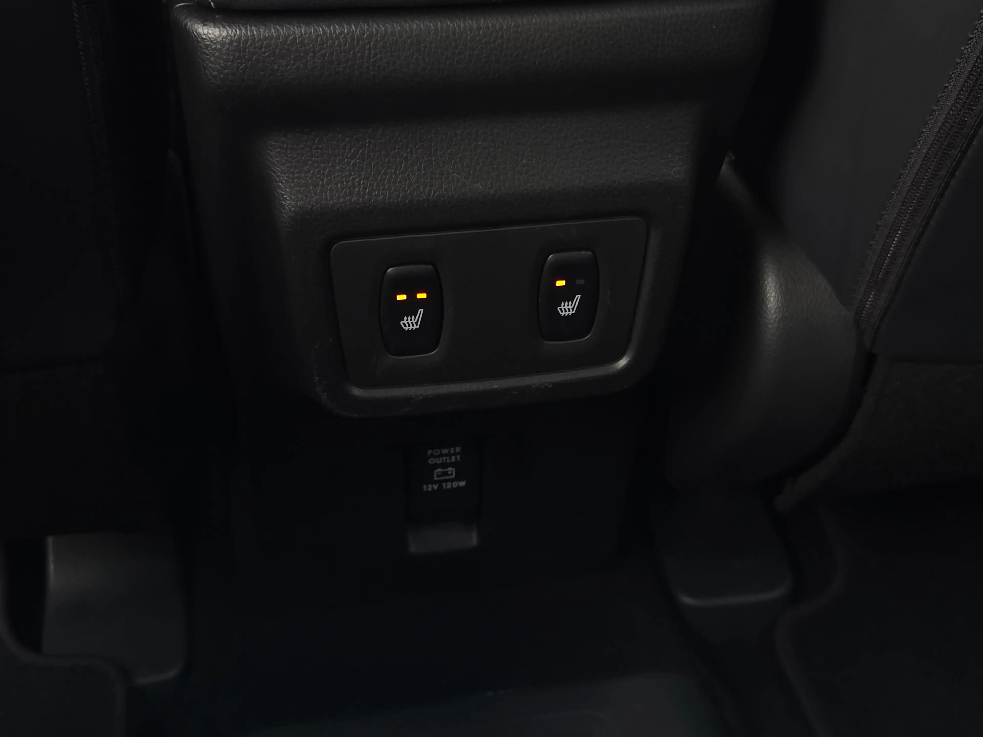 Mitsubishi Eclipse Cross 2.4 PHEV Exectutive Adaptive cruise control / appl — photo 33