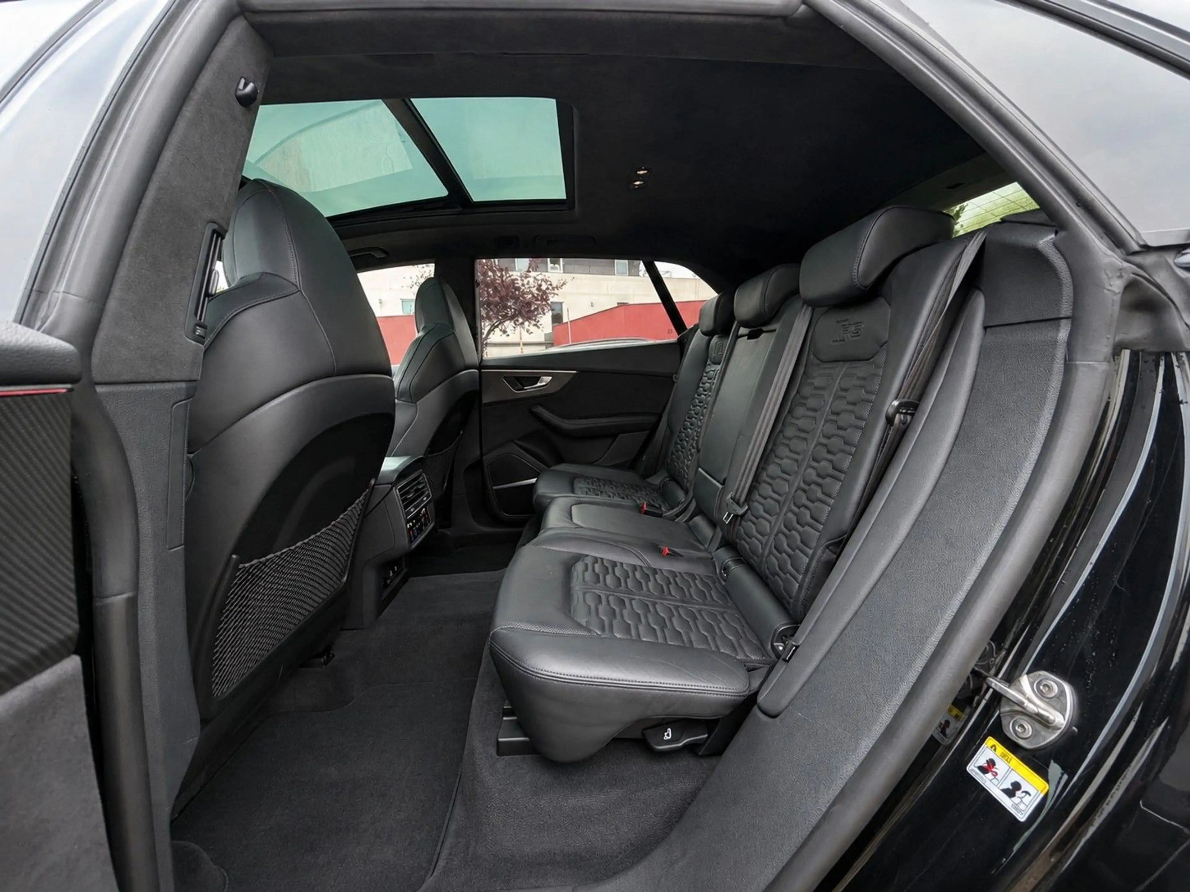 Audi RS Q8 *DYNAMIK PAKET PLUS*KERAMIK*ABSOLUT VOLL* — photo 13