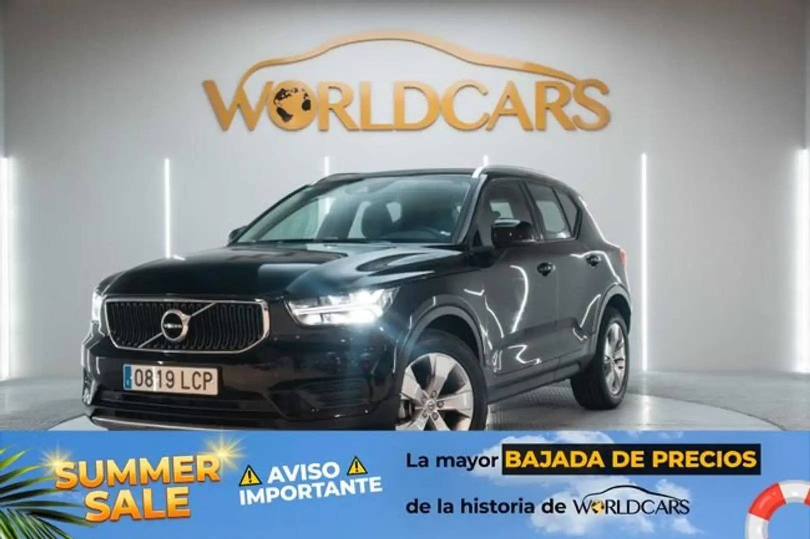 Volvo XC40 D3 Momentum AWD Aut. Negro - 1