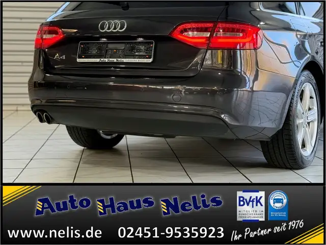 Audi A4 view 5