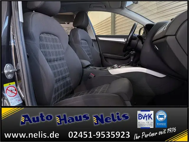 Audi A4 view 14