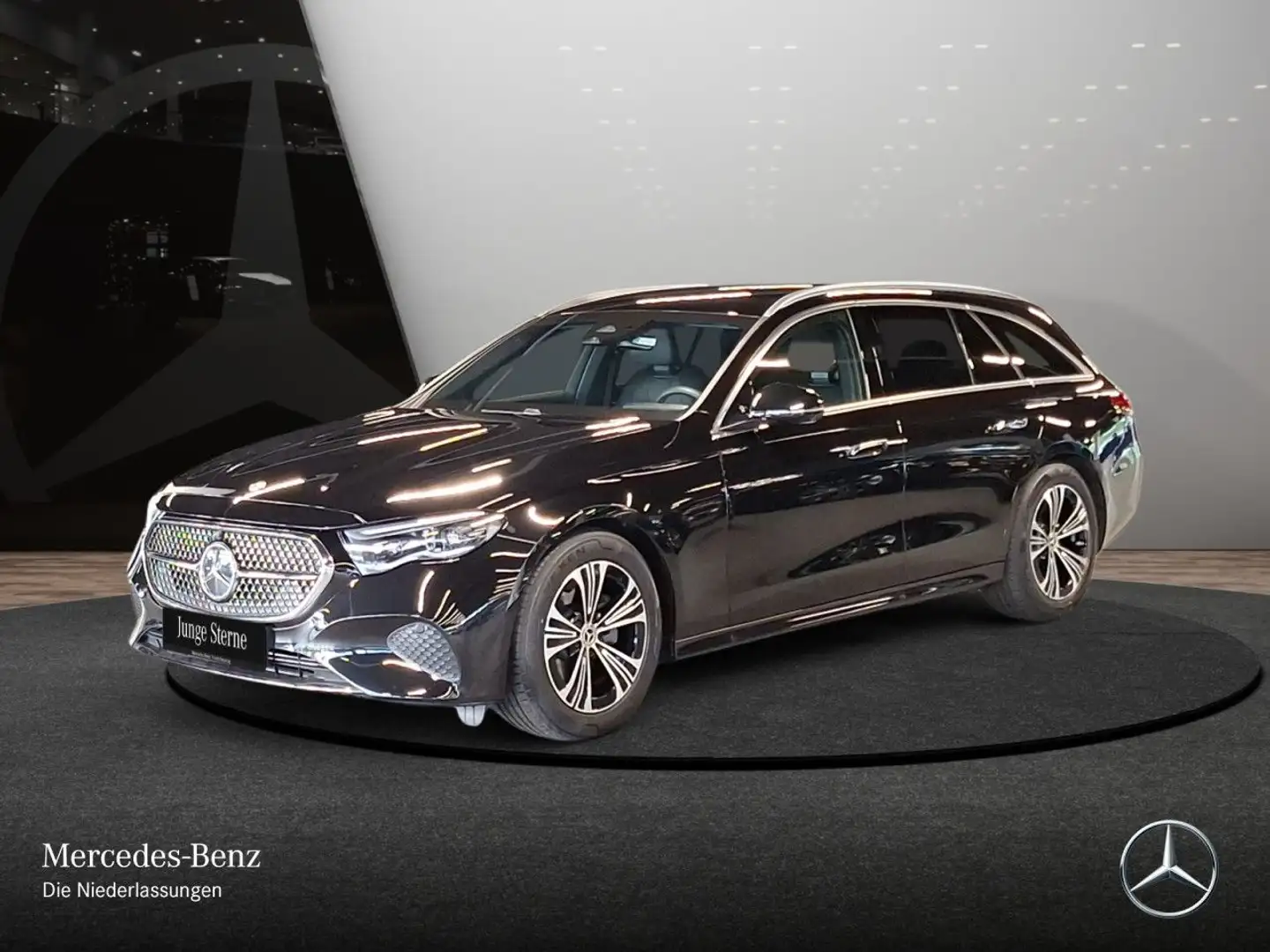 Mercedes-Benz E 200 T Avantgarde 360° Stdhzg Distr. Spurhalt-Ass Schwarz - 2