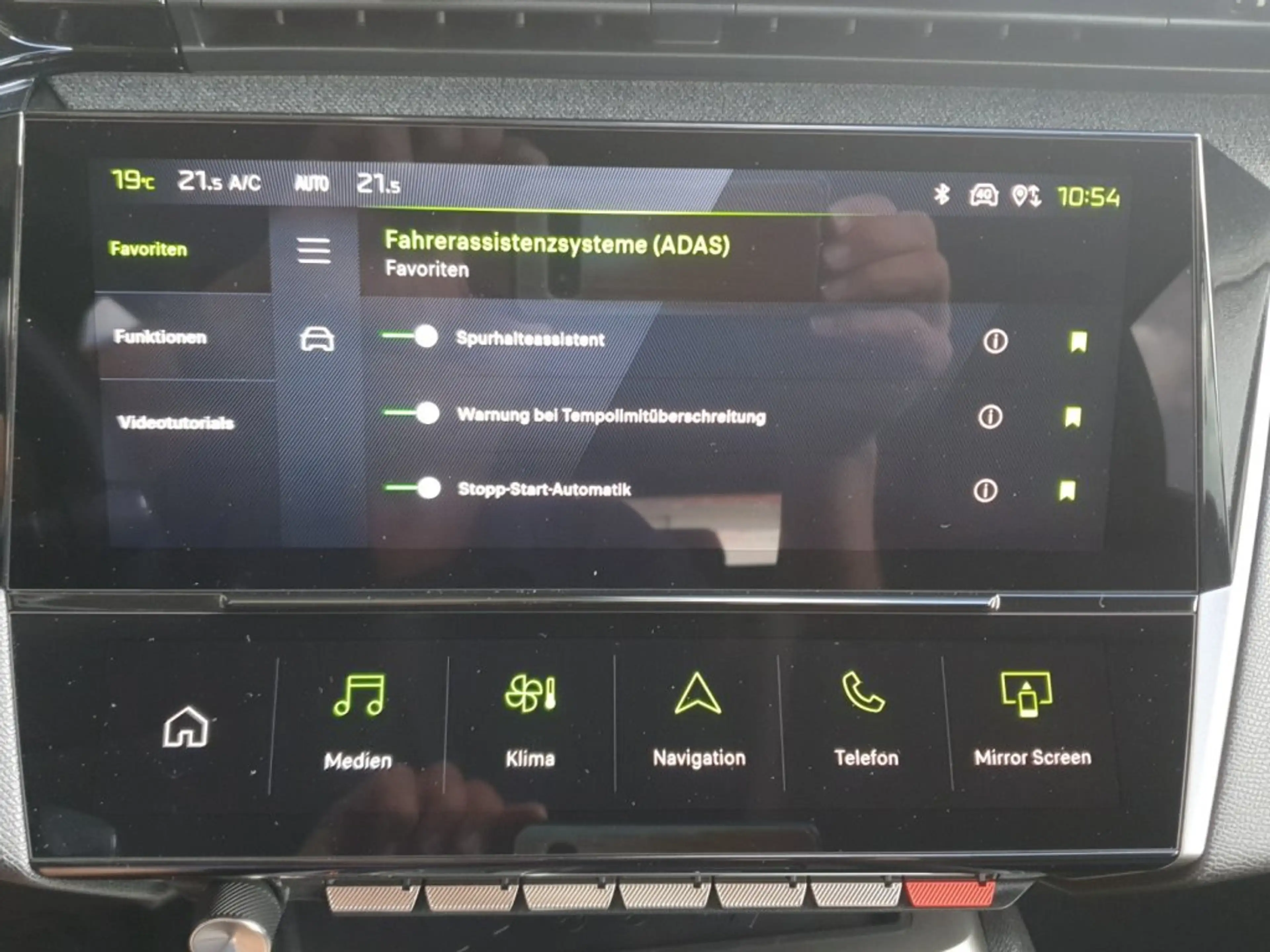 Peugeot 308 Allure MHEV 145 e-DCS6 — photo 24