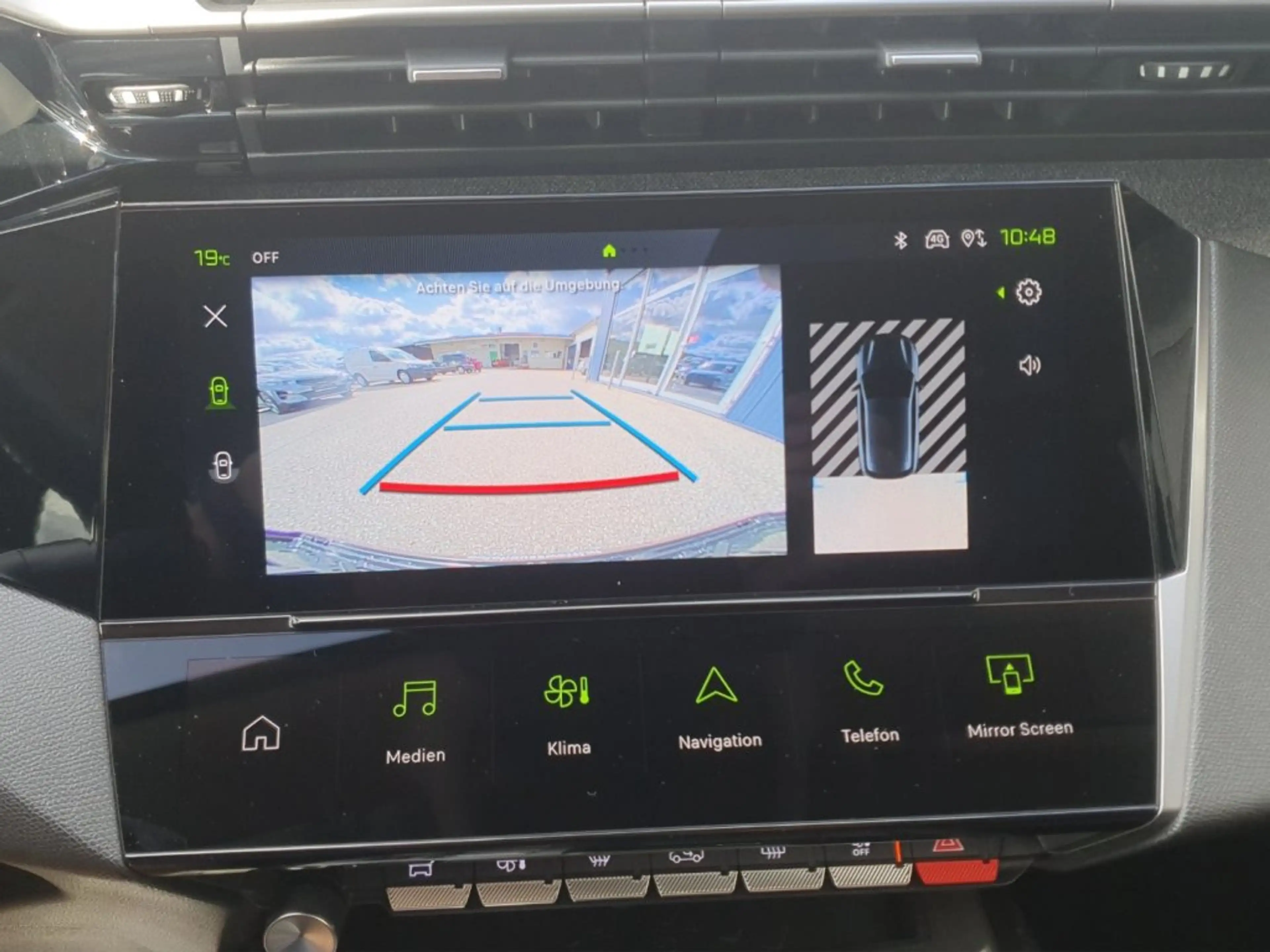 Peugeot 308 Allure MHEV 145 e-DCS6 — photo 13